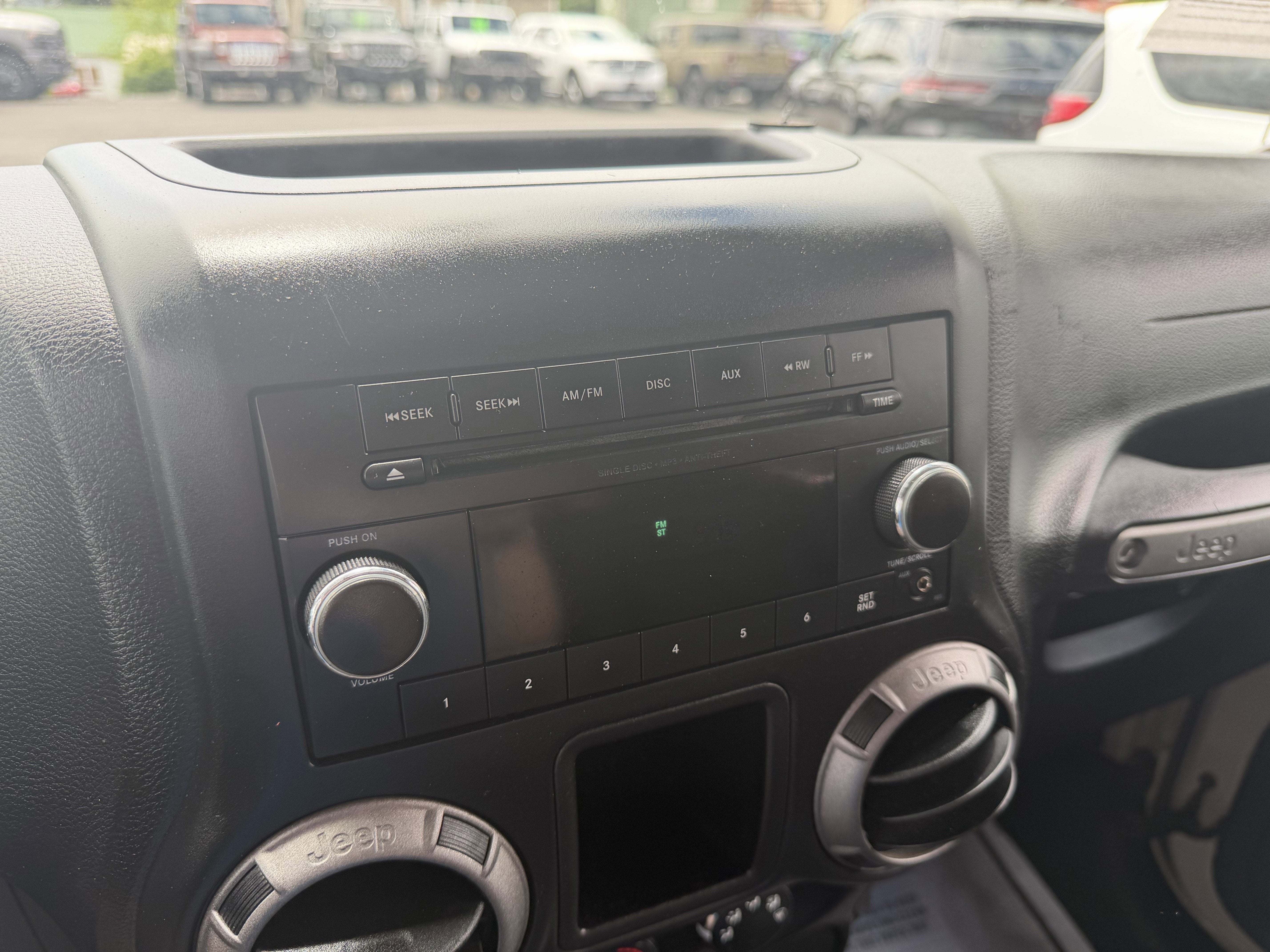 2016 Jeep Wrangler Sport