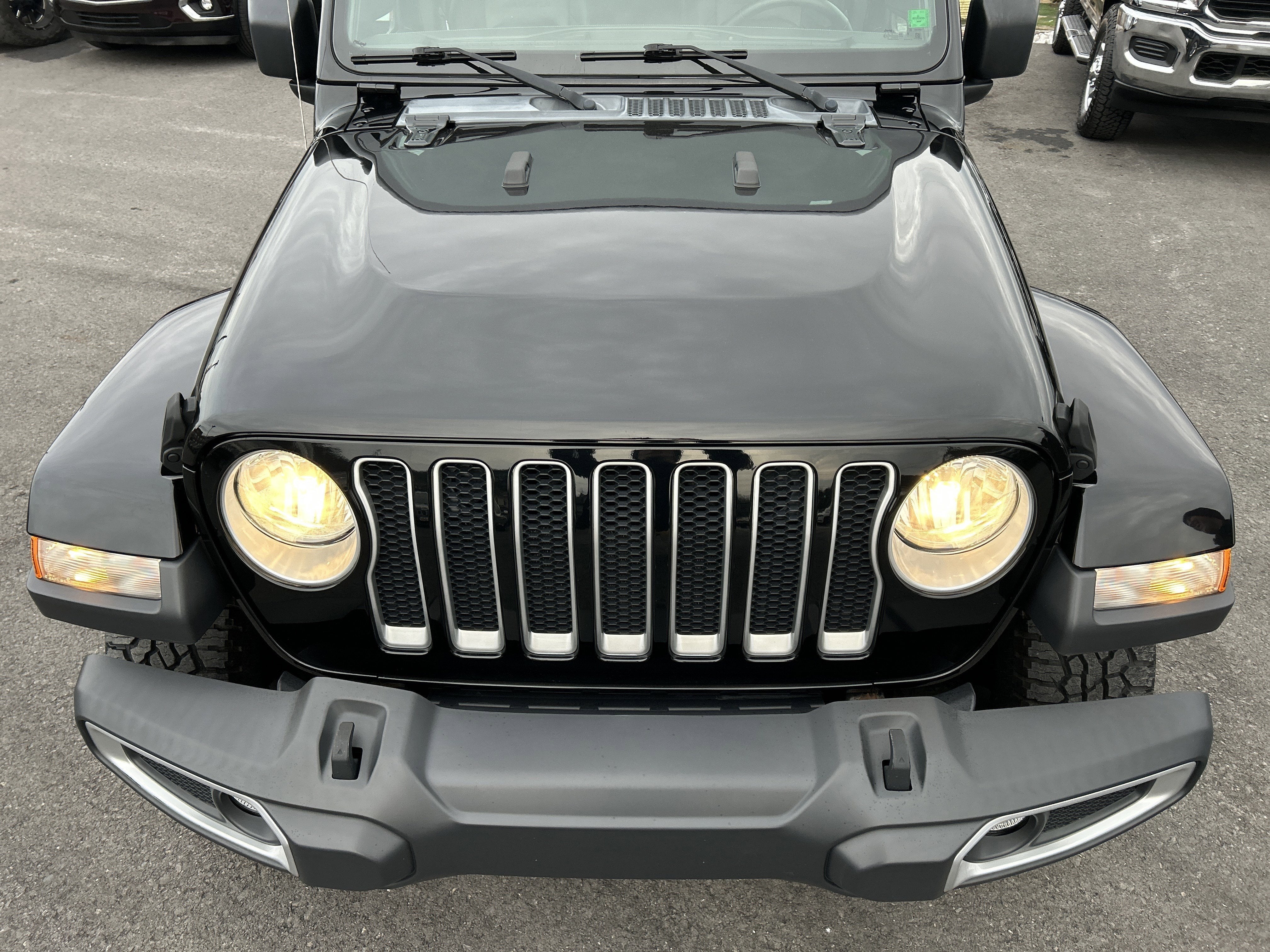 2018 Jeep WRANGLER UNL SAHARA