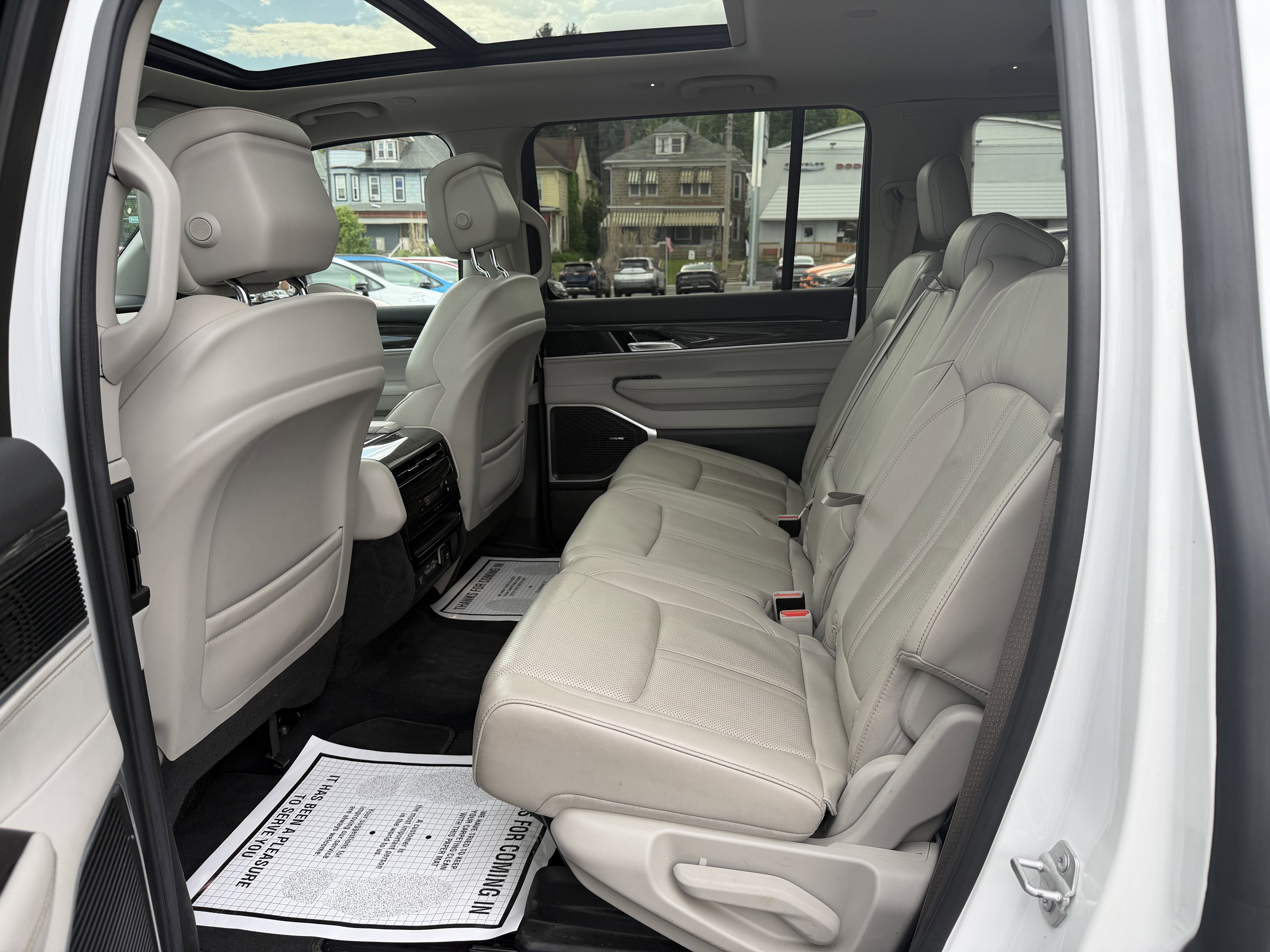 2022 Jeep WAGONEER SERIES SERIES II