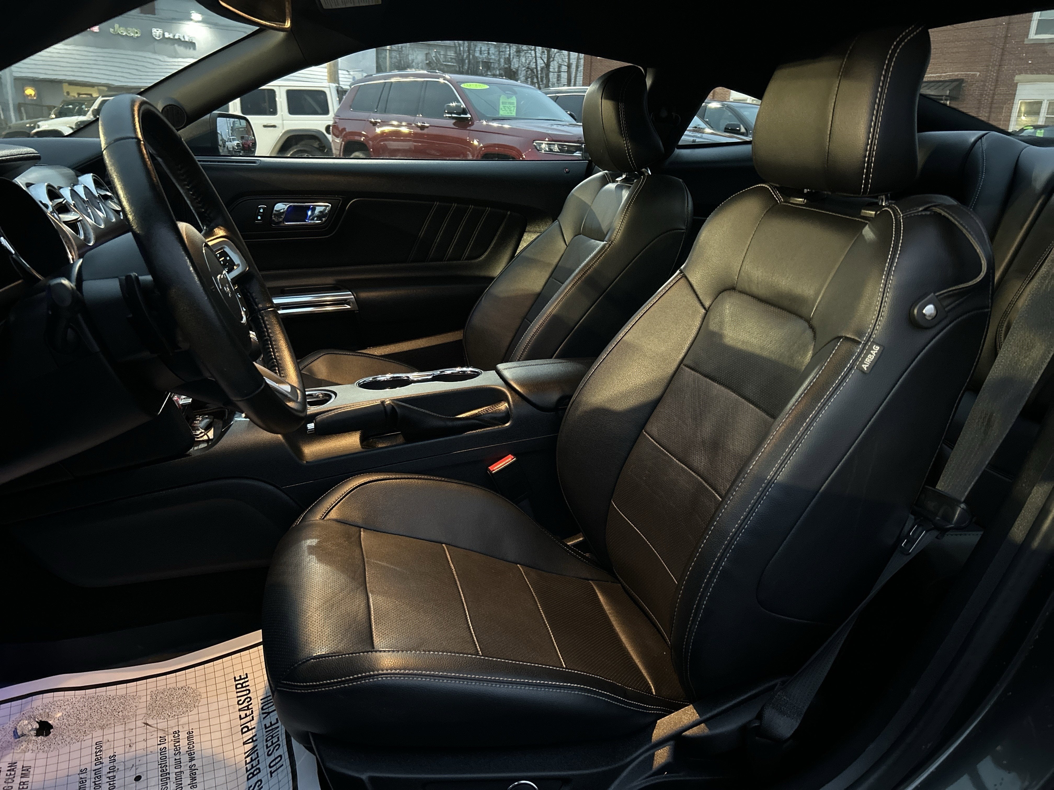 2016 Ford MUSTANG PREMIUM