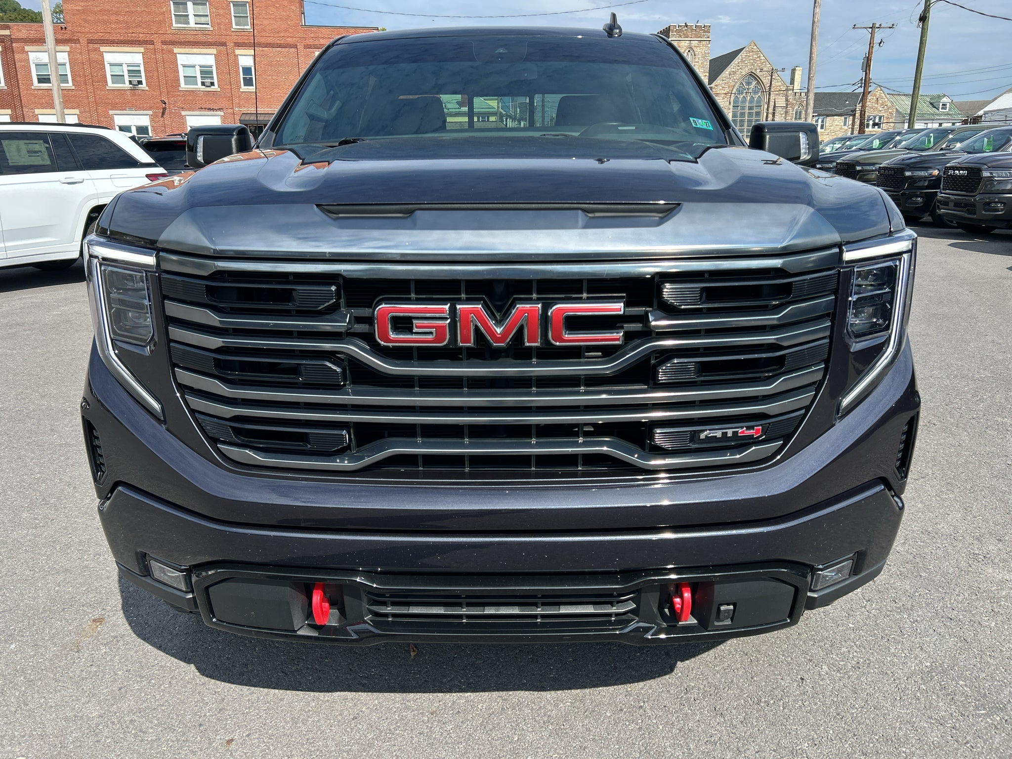 2022 GMC Sierra AT4