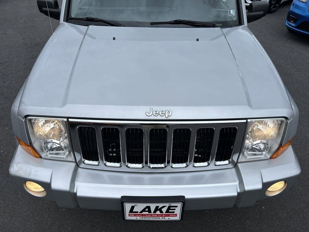 2007 Jeep Commander Sport