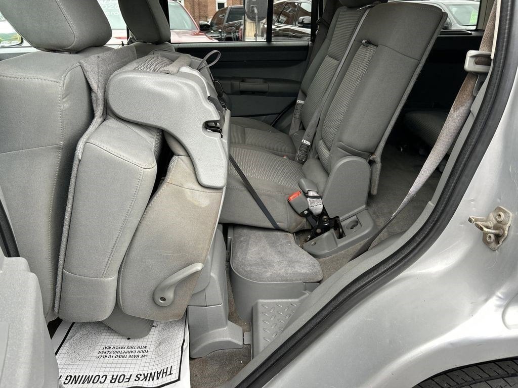 2007 Jeep Commander Sport