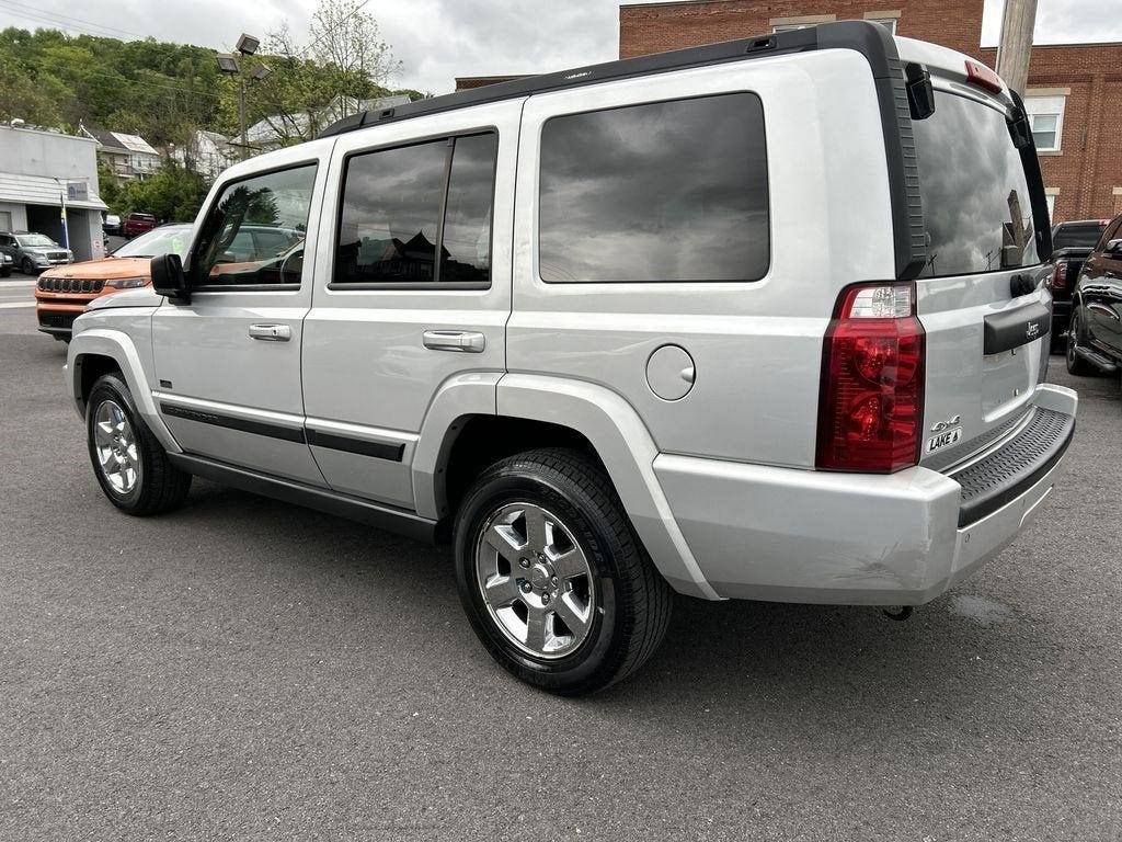 2007 Jeep Commander Sport