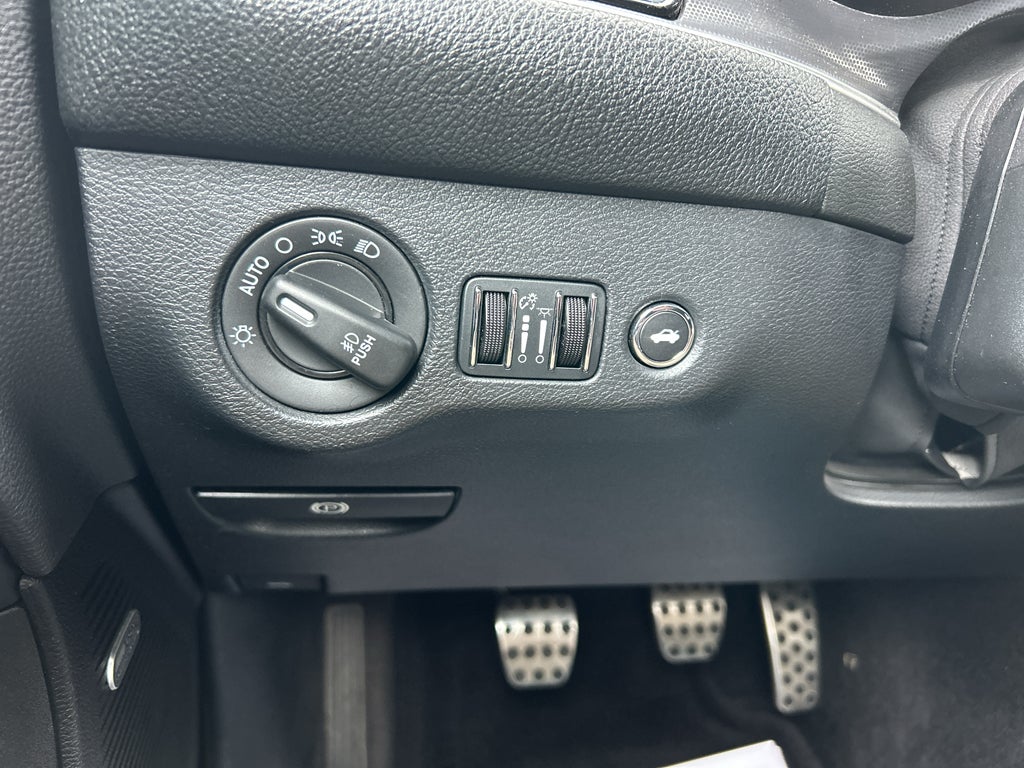 2016 Dodge Challenger R/T Plus