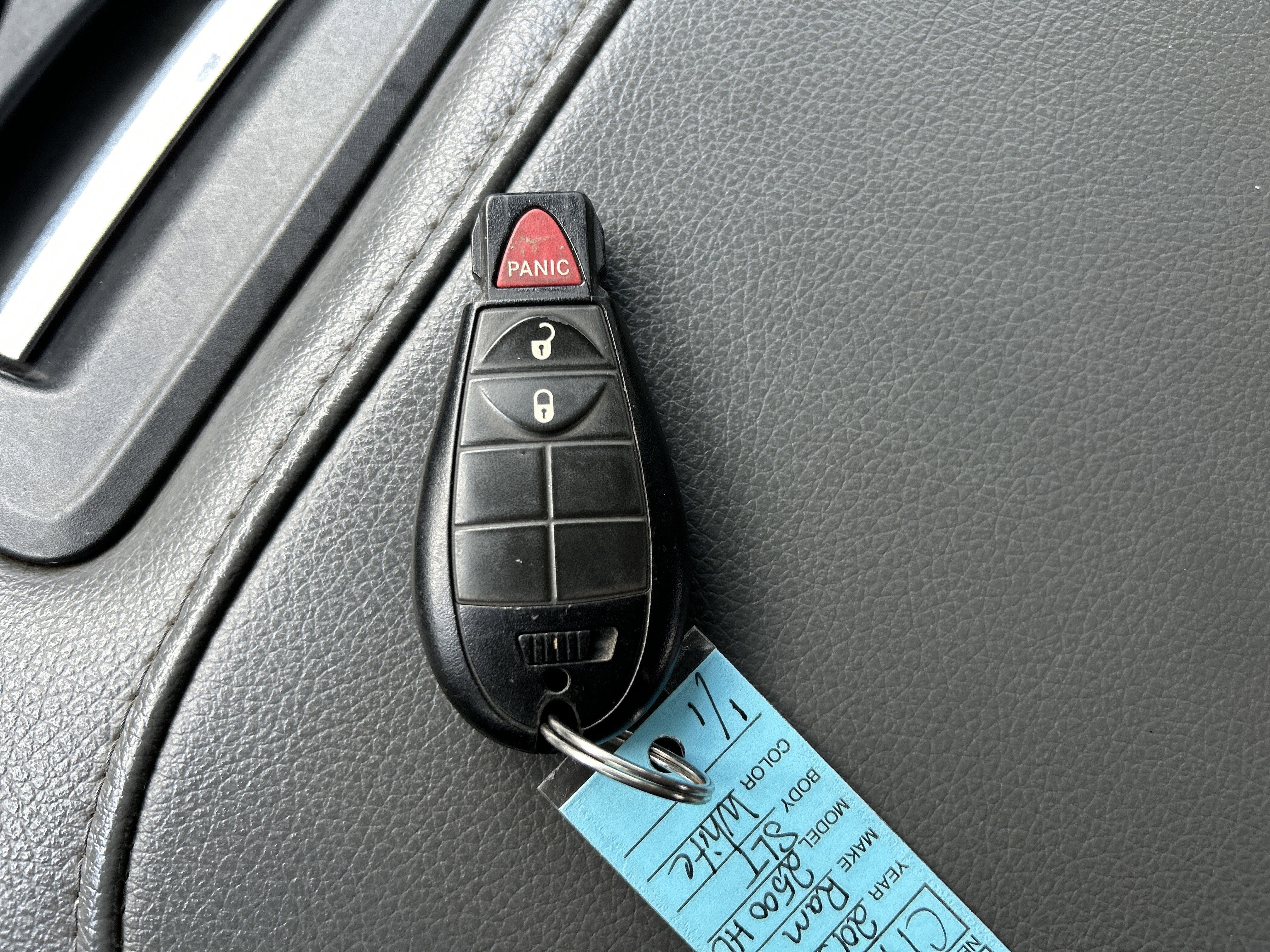 2013 RAM RAM 2500 SLT