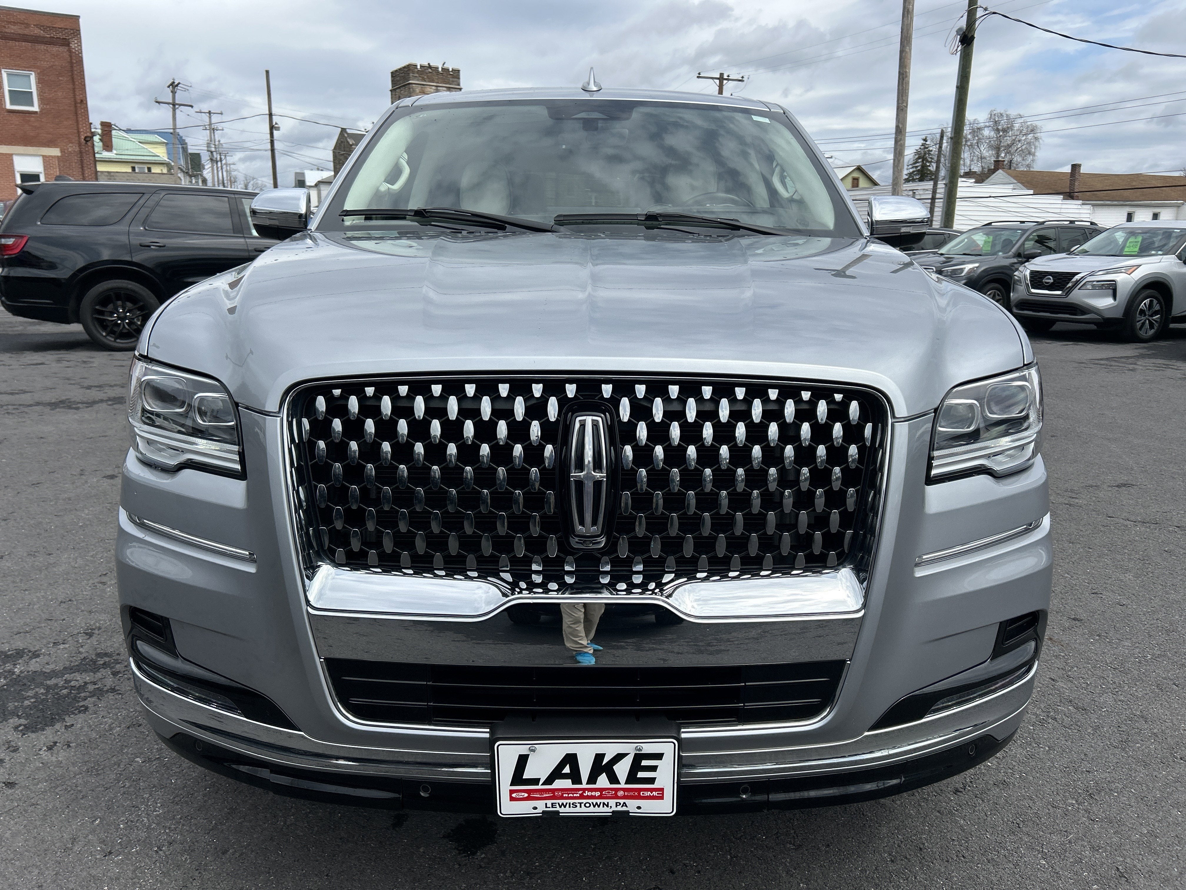 2023 Lincoln NAVIGATOR BLACK LABEL