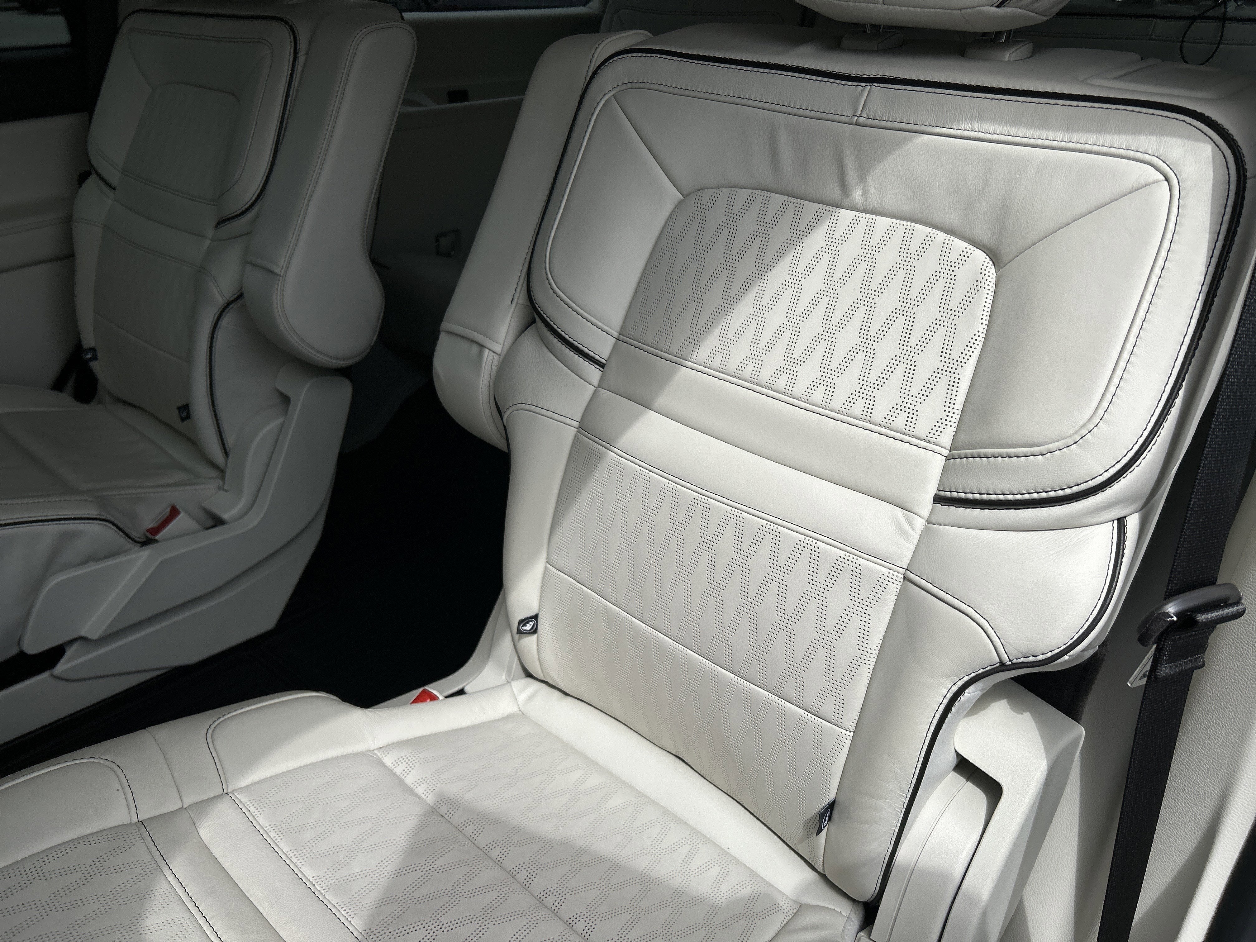 2023 Lincoln NAVIGATOR BLACK LABEL