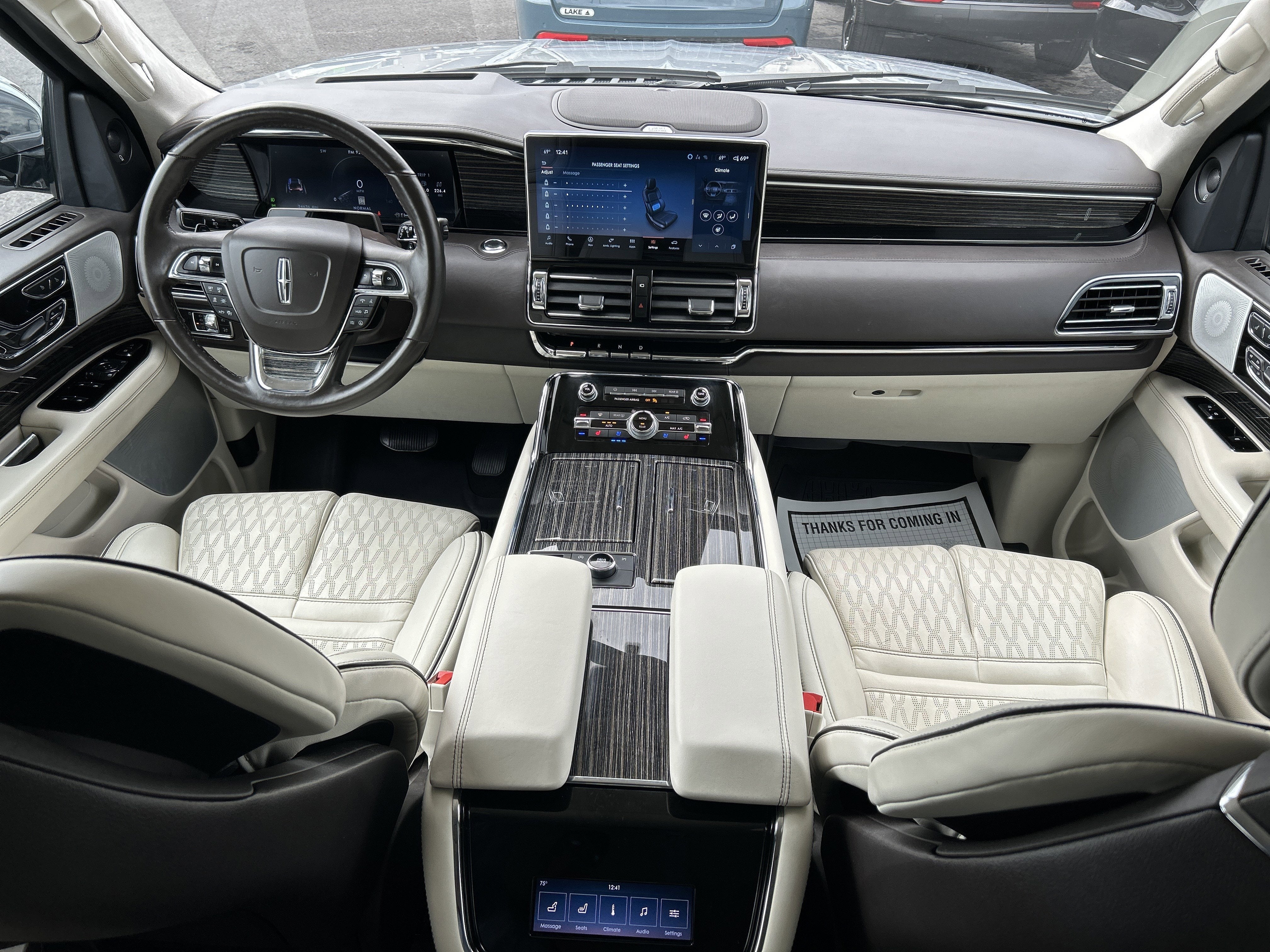 2023 Lincoln NAVIGATOR BLACK LABEL