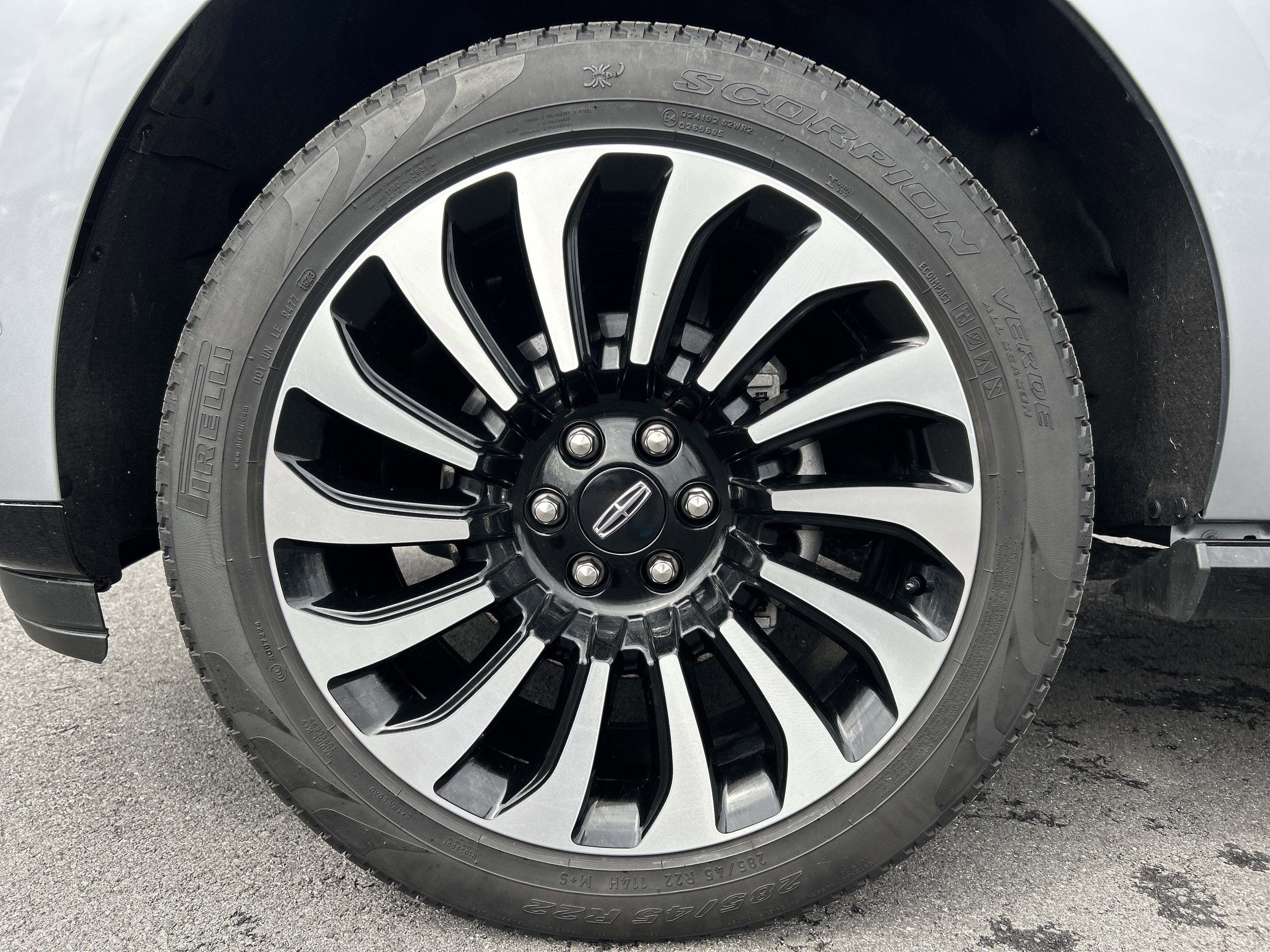 2023 Lincoln NAVIGATOR BLACK LABEL