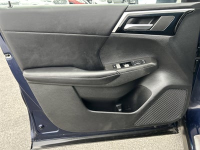 2022 Mitsubishi OUTLANDER SE