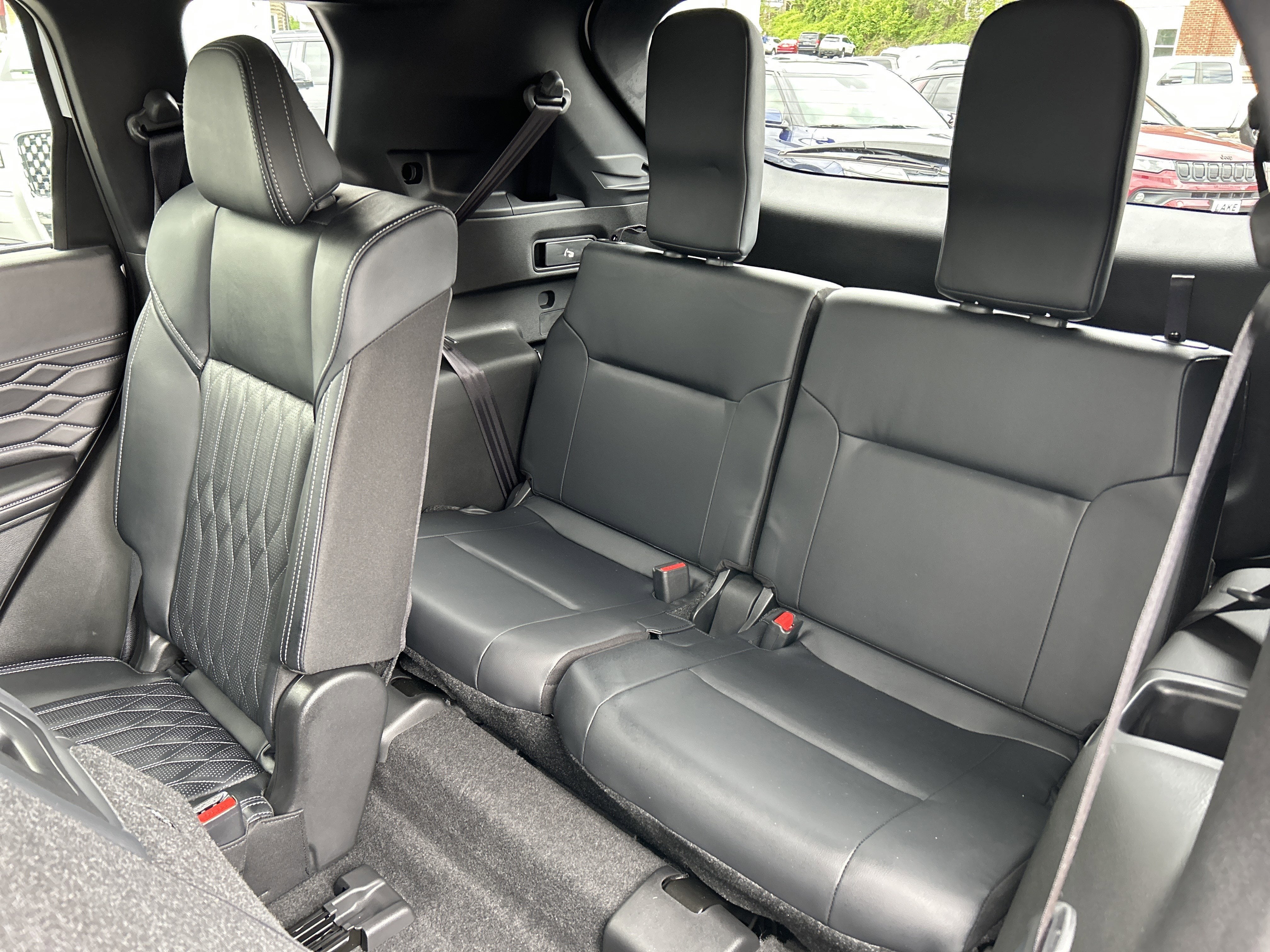 2025 Mitsubishi OUTLANDER SEL