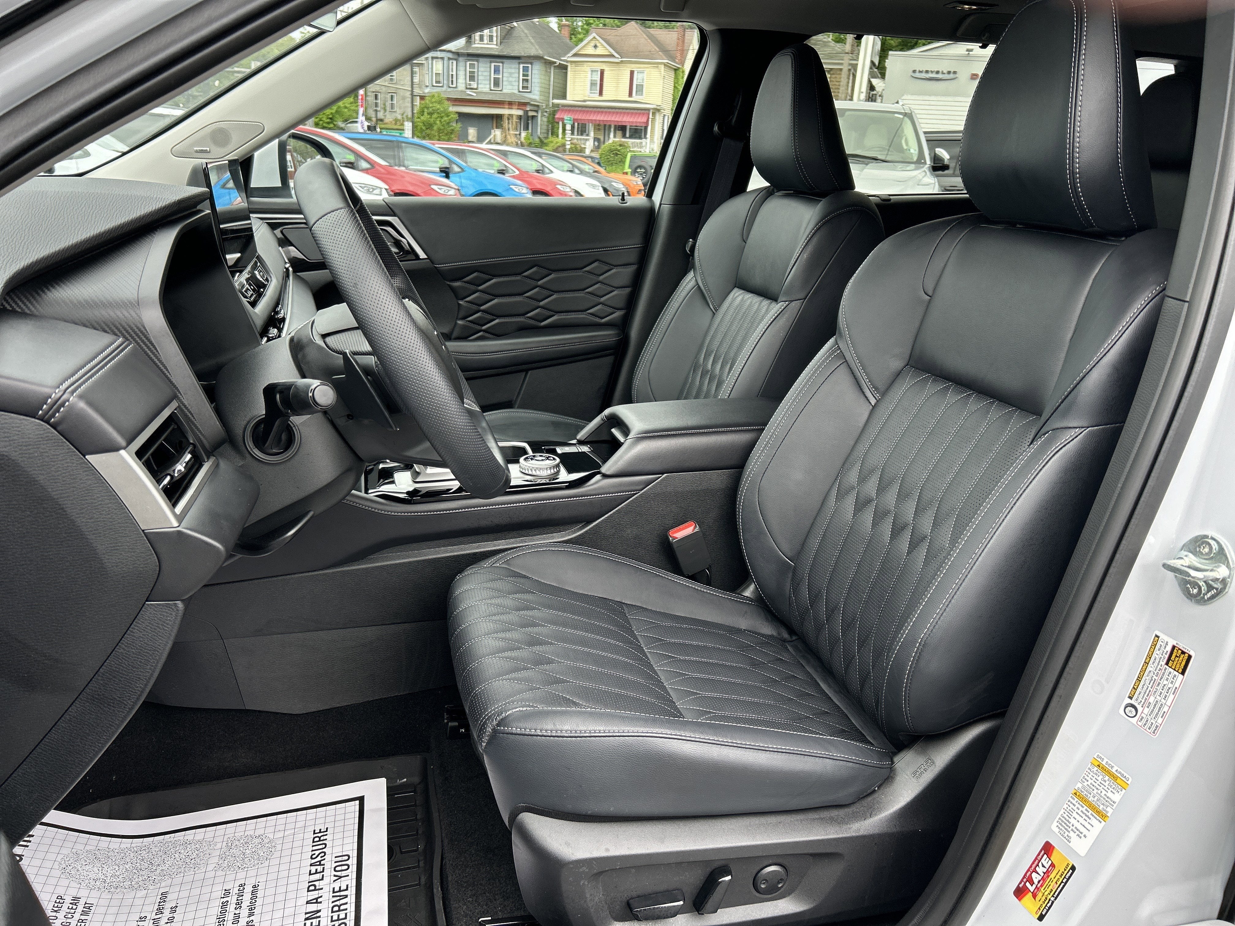 2025 Mitsubishi OUTLANDER SEL