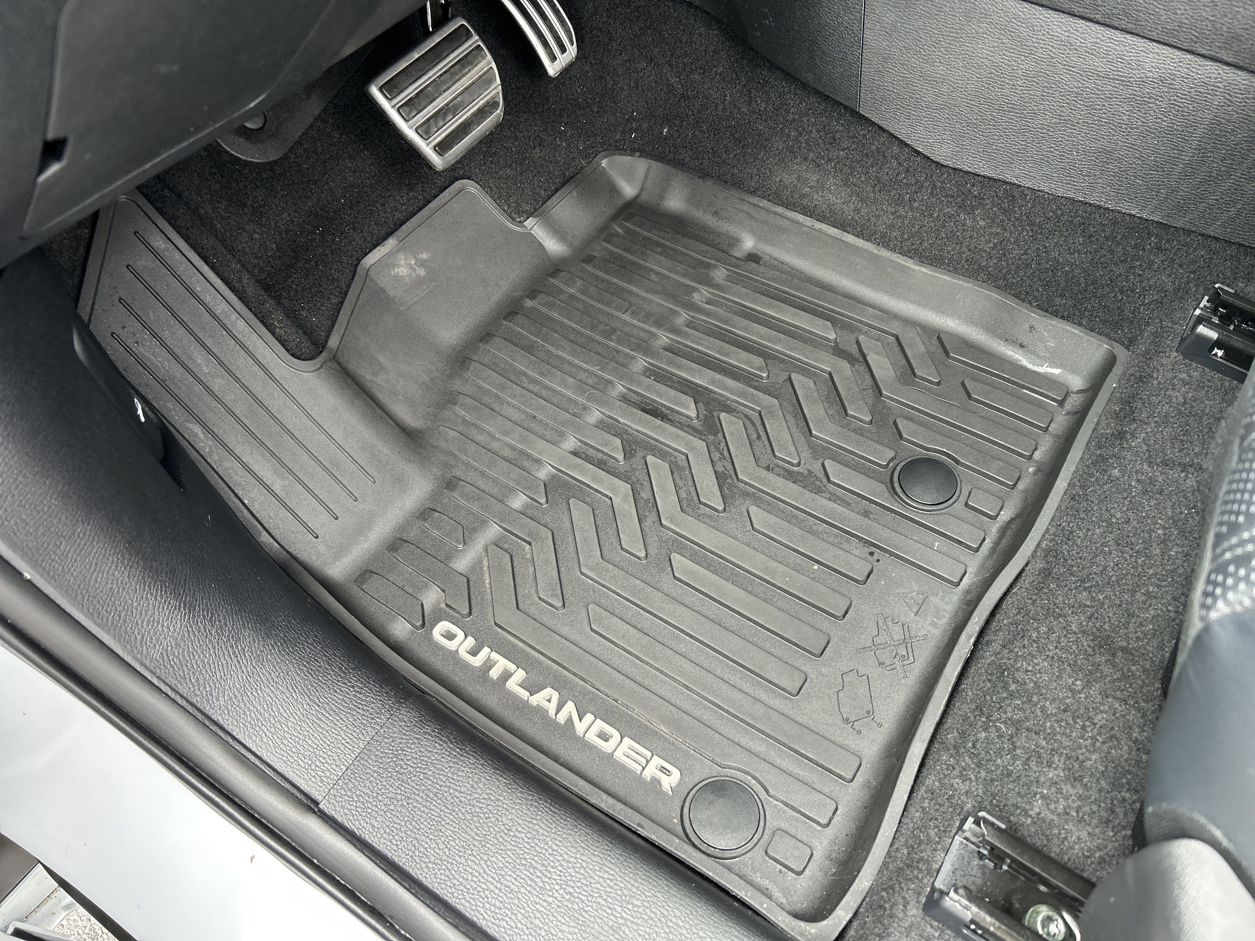 2025 Mitsubishi OUTLANDER SEL