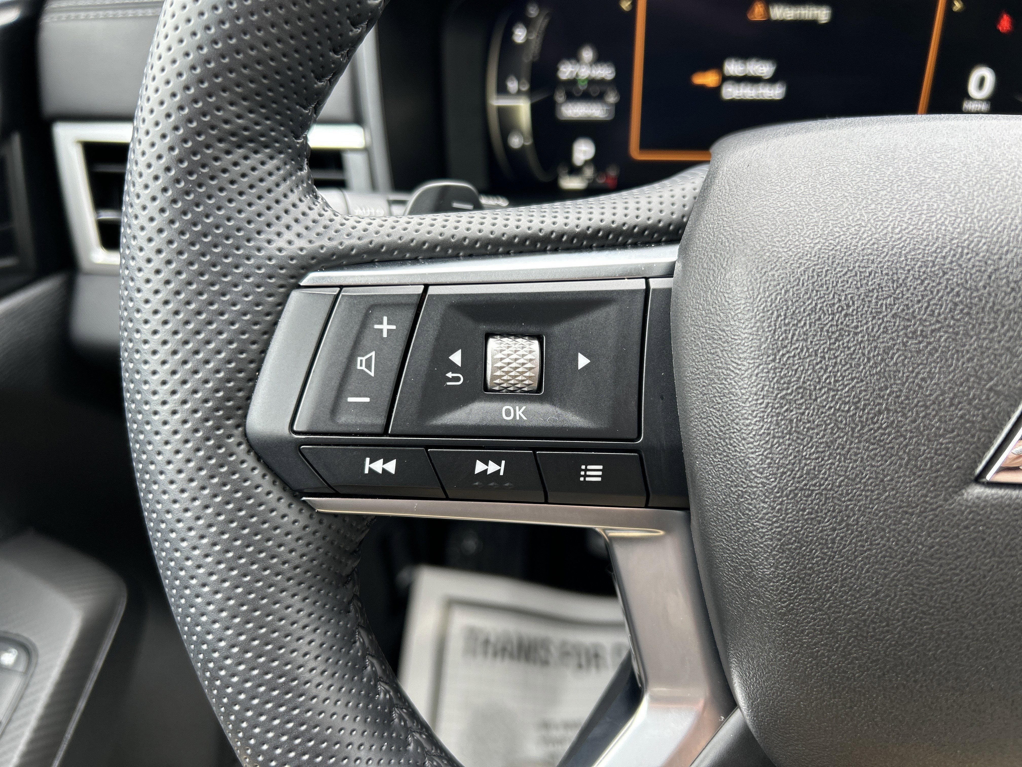 2025 Mitsubishi OUTLANDER SEL