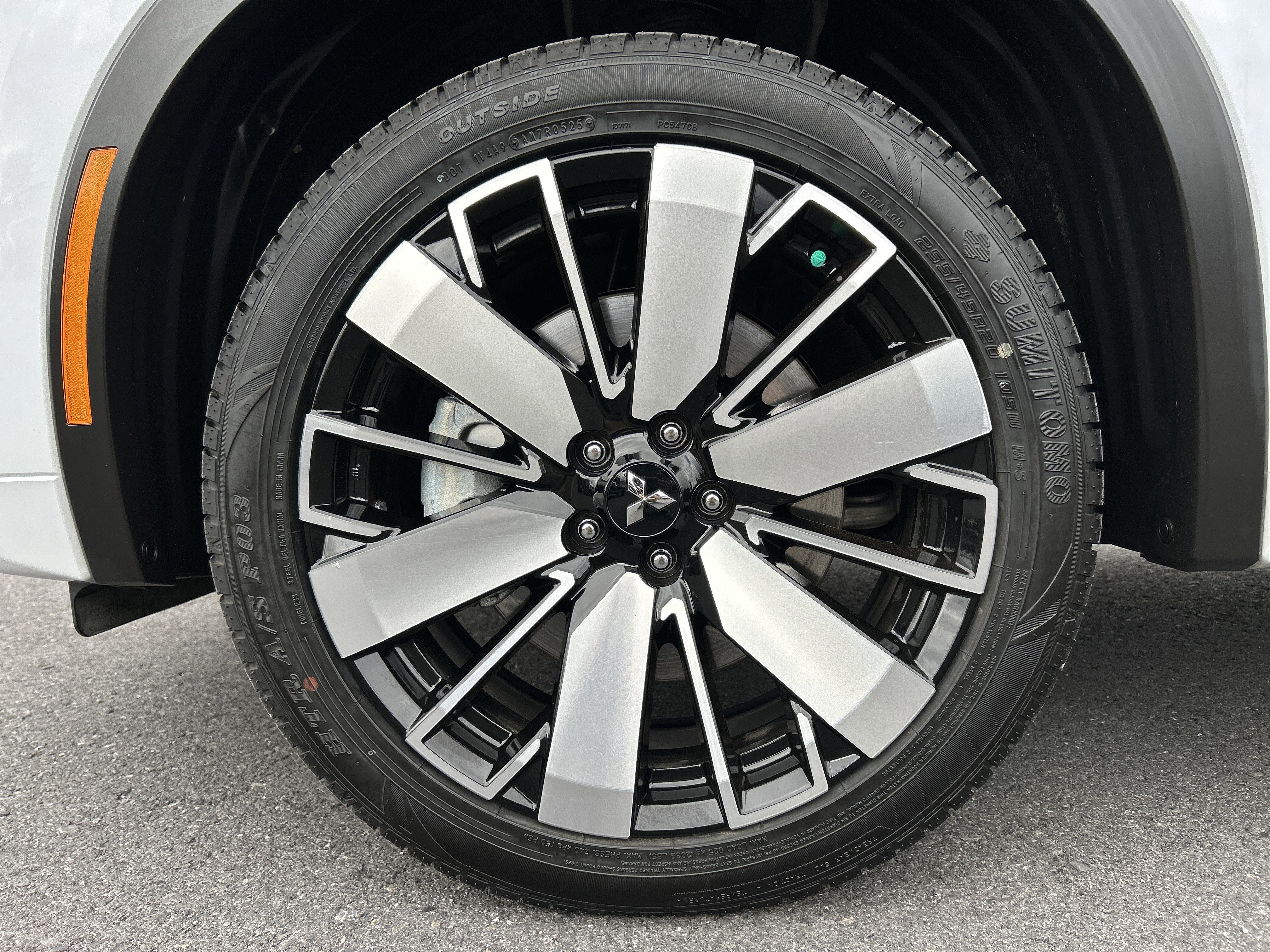 2025 Mitsubishi OUTLANDER SEL