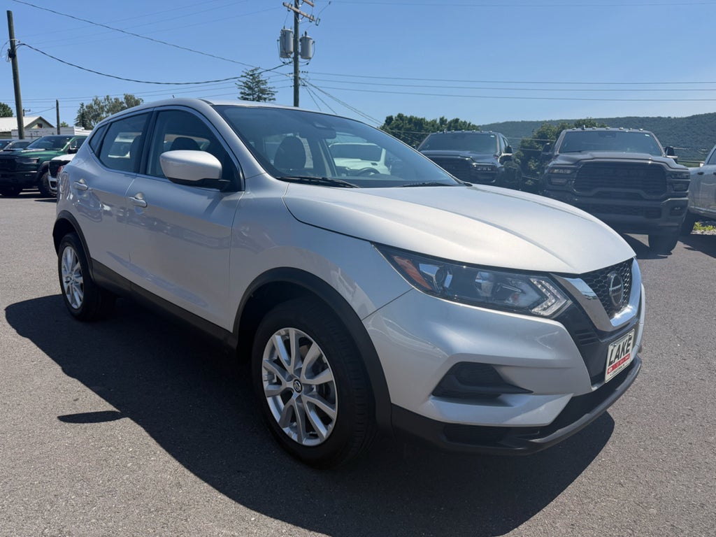 2020 Nissan Rogue Sport S