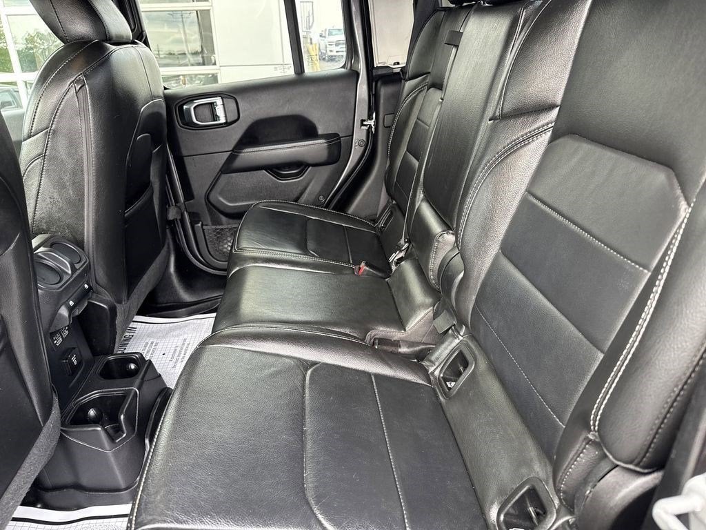 2022 Jeep Gladiator Overland 4x4