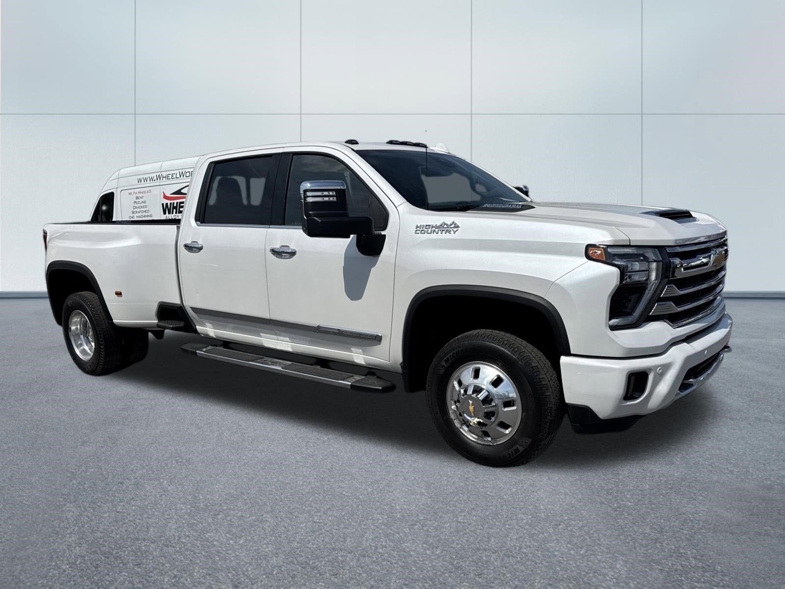 2024 Chevrolet Silverado 3500 HD High Country DRW
