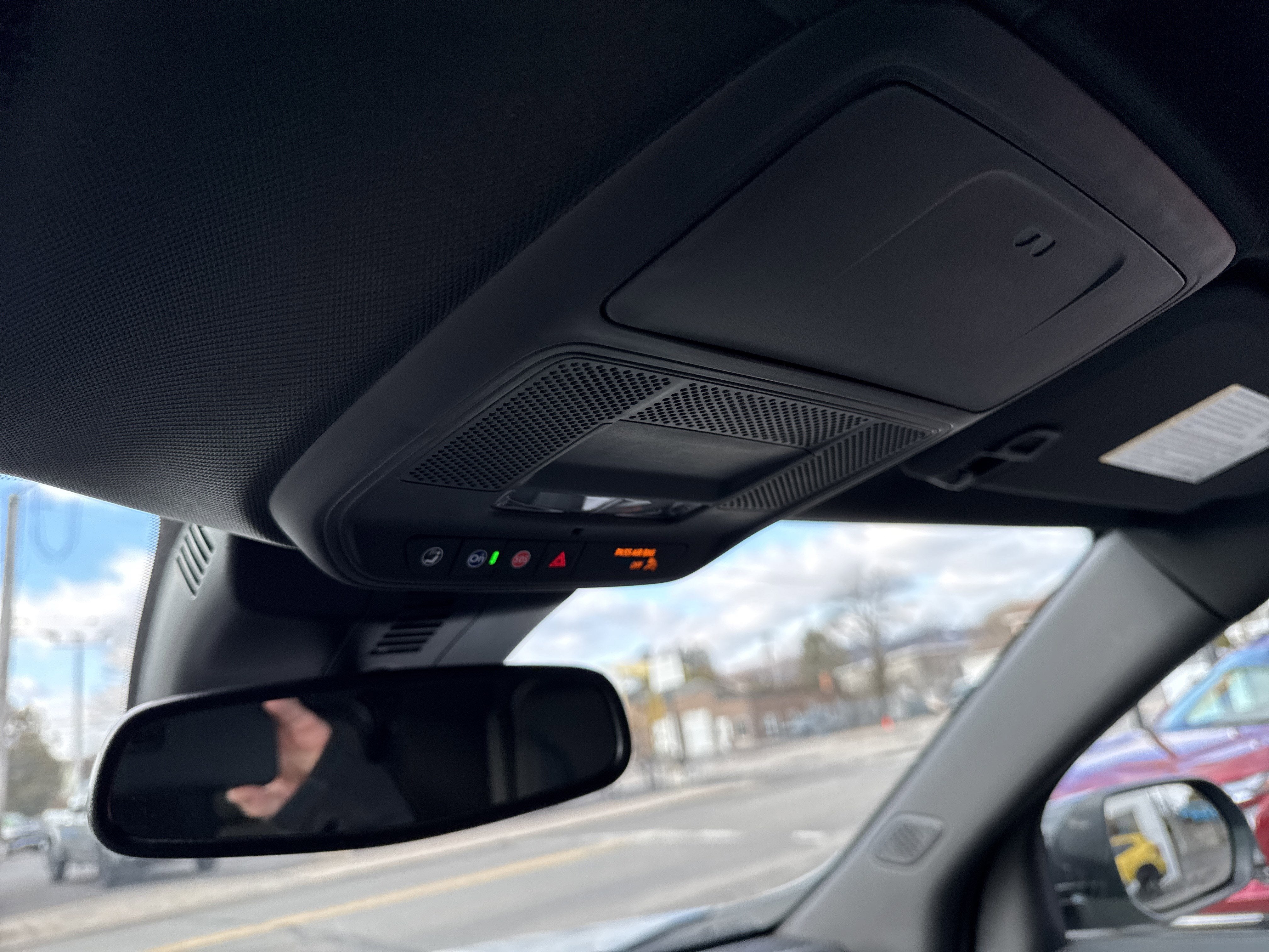 2024 GMC Acadia Elevation