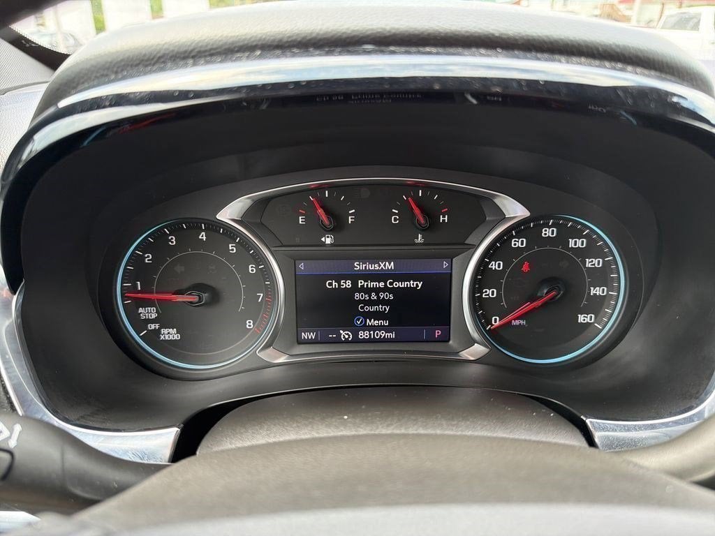 2022 Chevrolet Traverse LT Cloth
