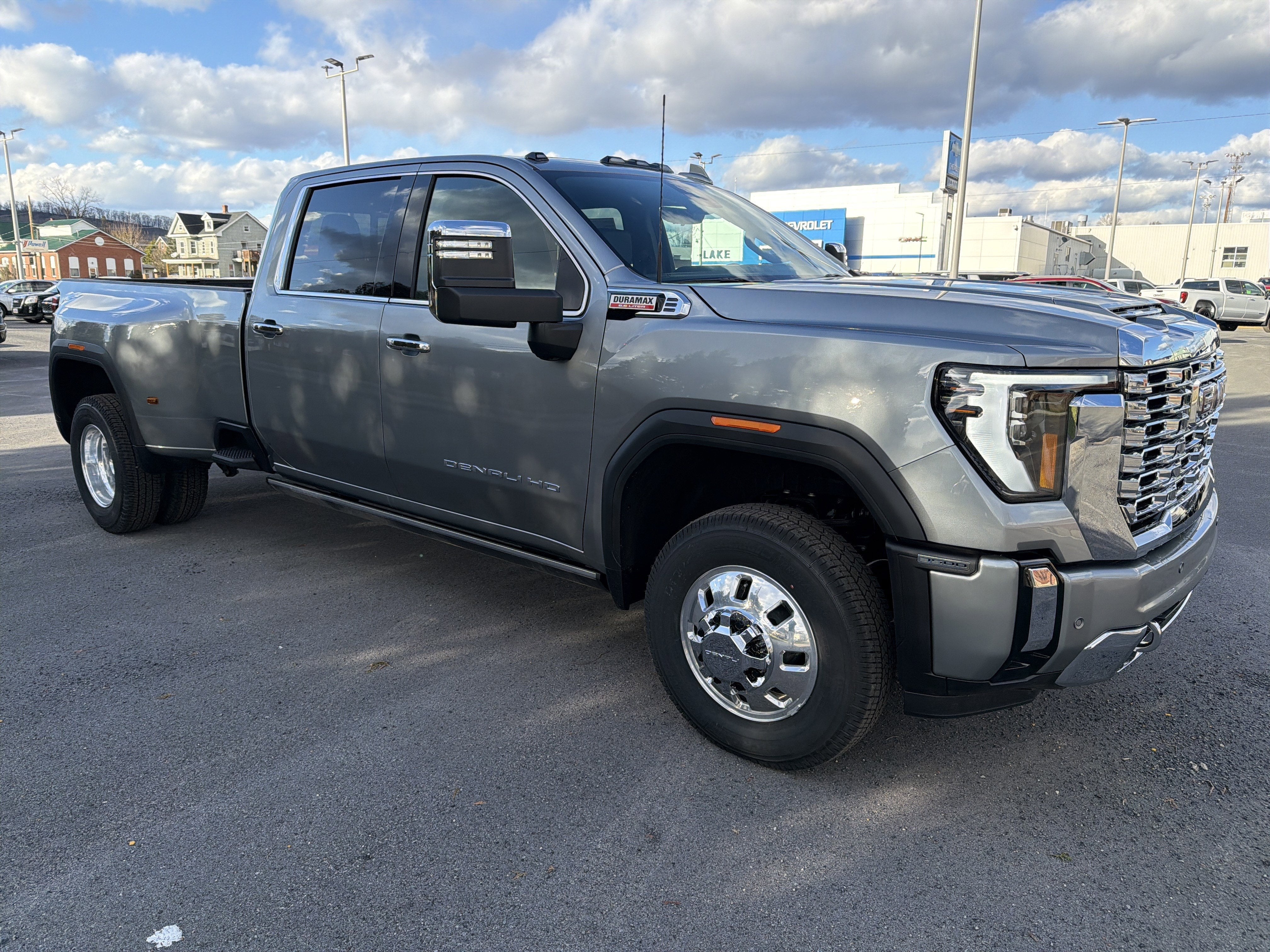 2026 GMC Sierra 3500 HD Denali DRW