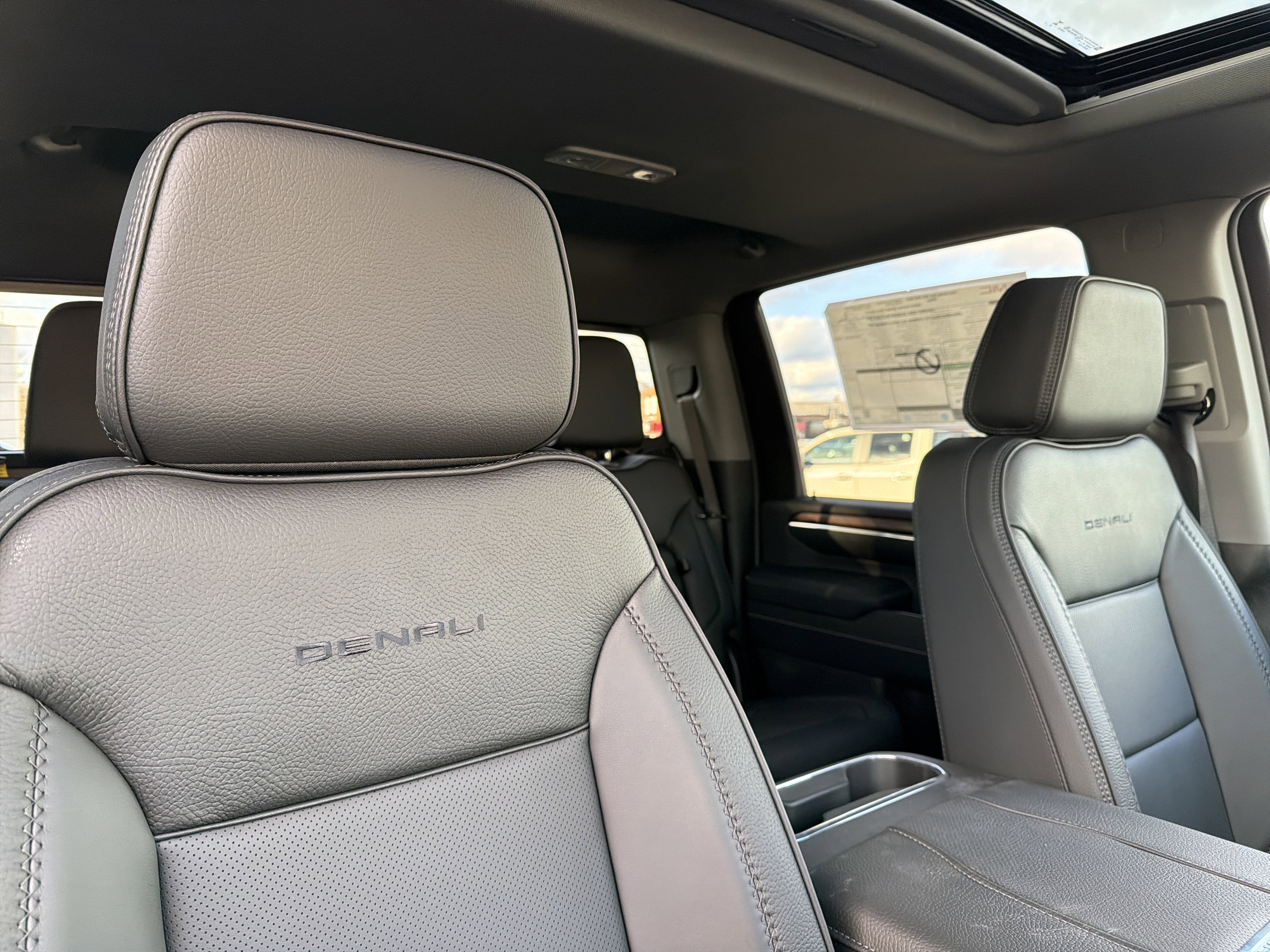 2026 GMC Sierra 3500 HD Denali DRW