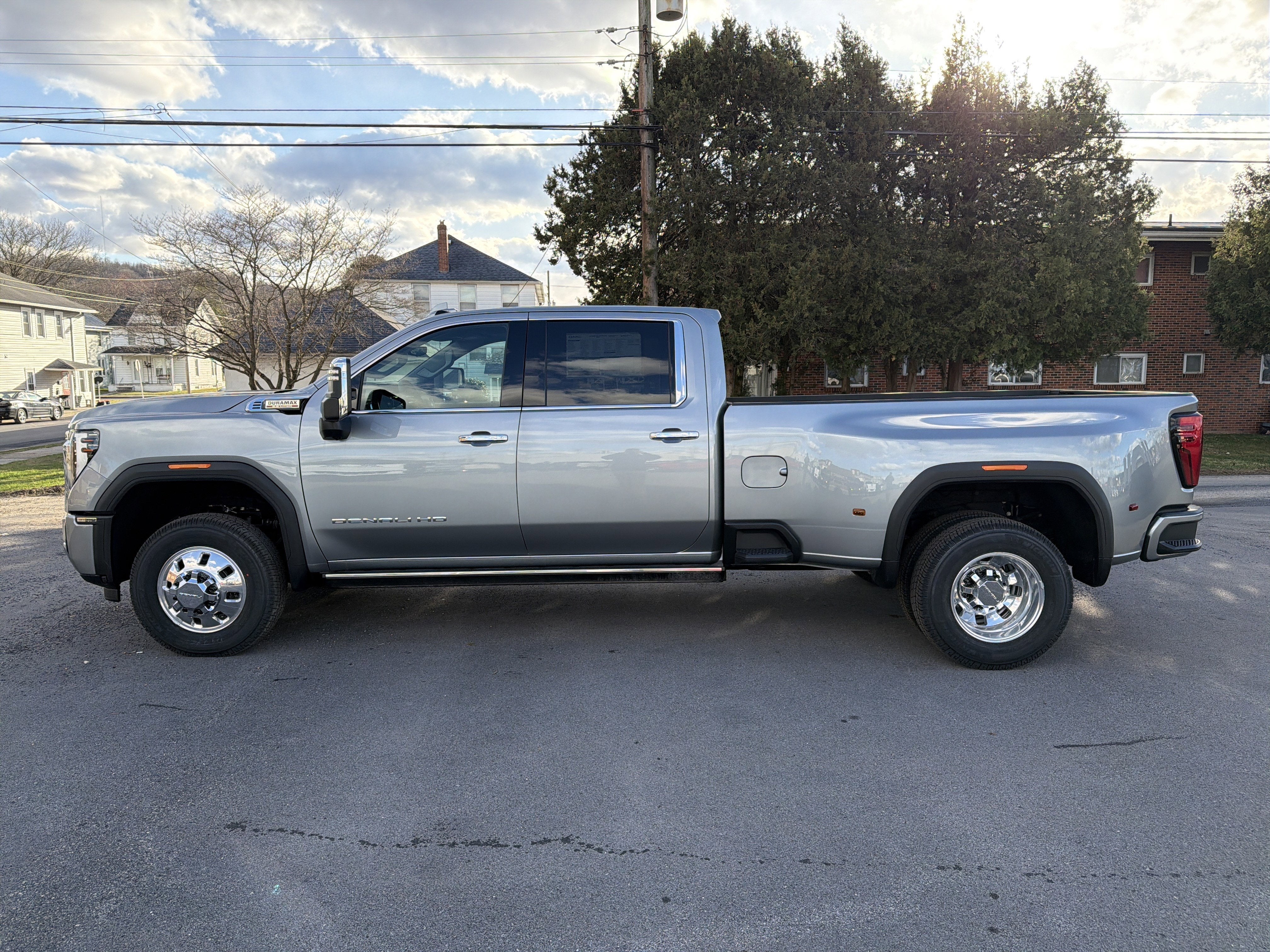 2026 GMC Sierra 3500 HD Denali DRW