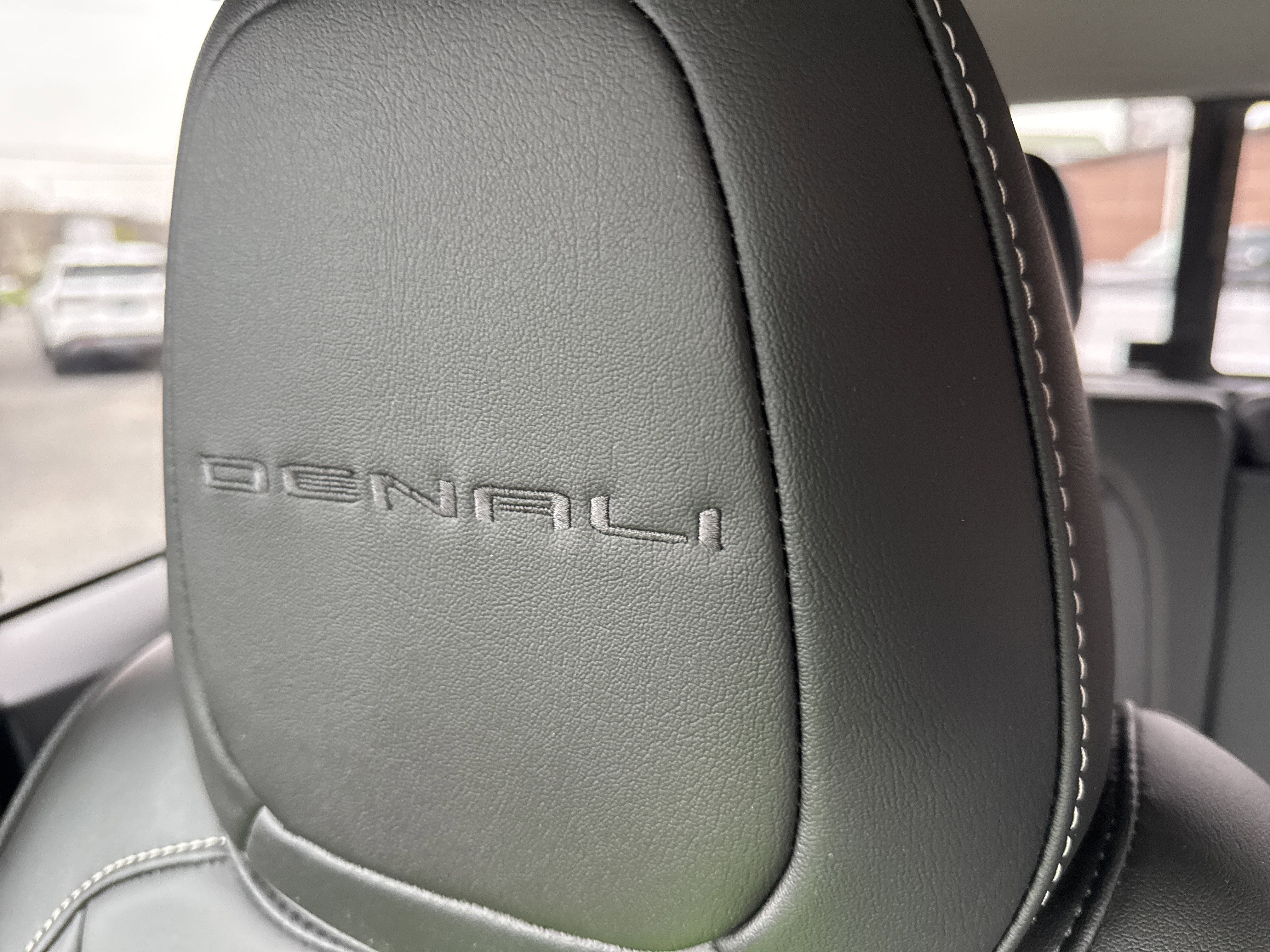 2022 GMC Canyon Denali