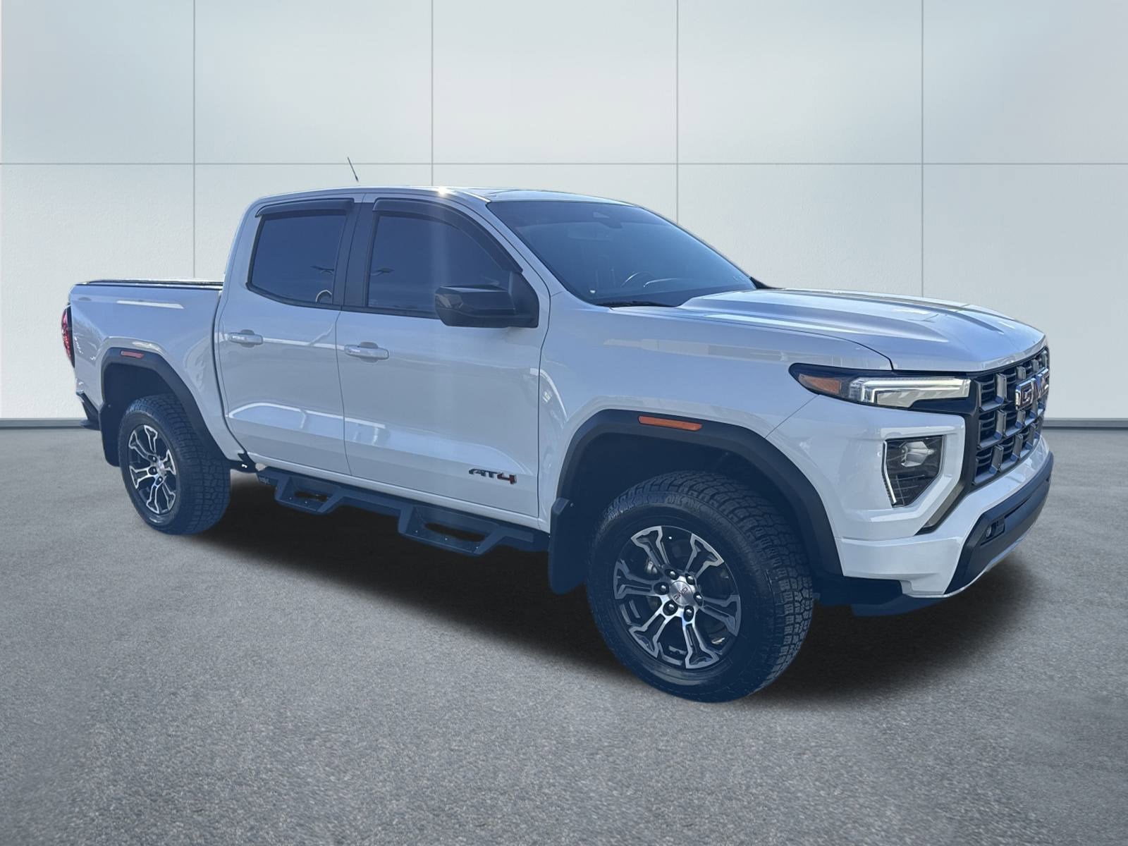2023 GMC Canyon AT4