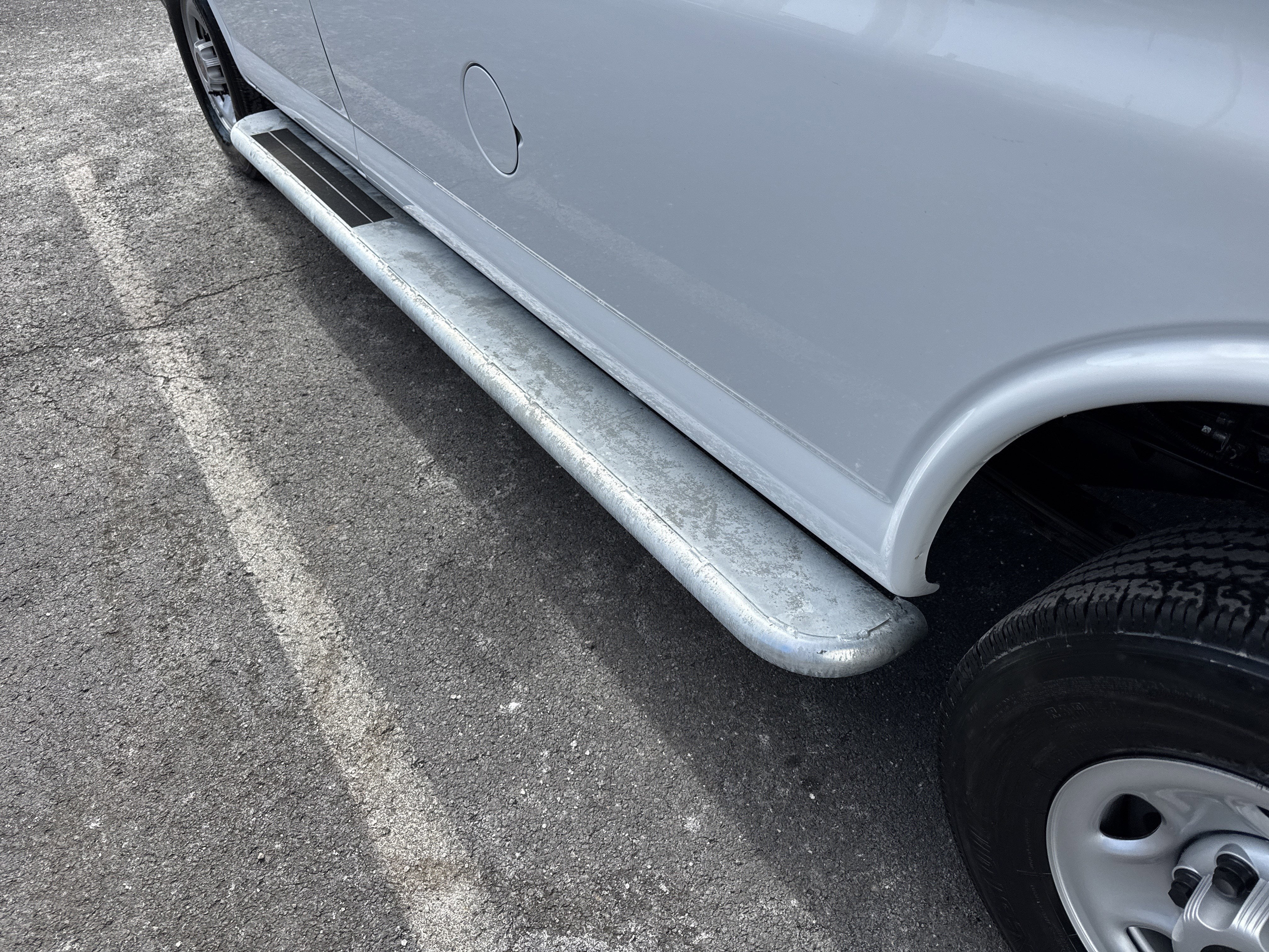 2024 GMC Savana Cargo 2500 Work Van