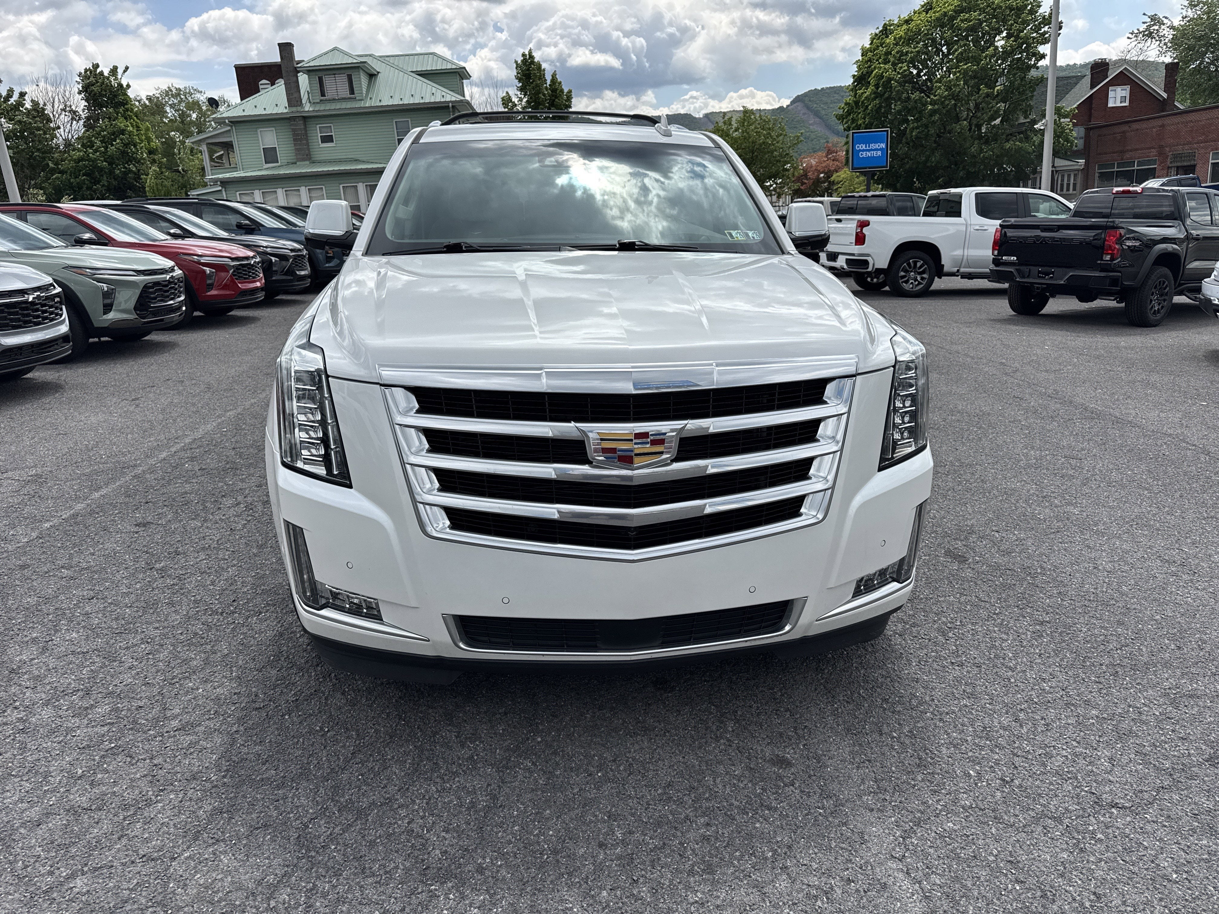 2017 Cadillac Escalade ESV Premium Luxury