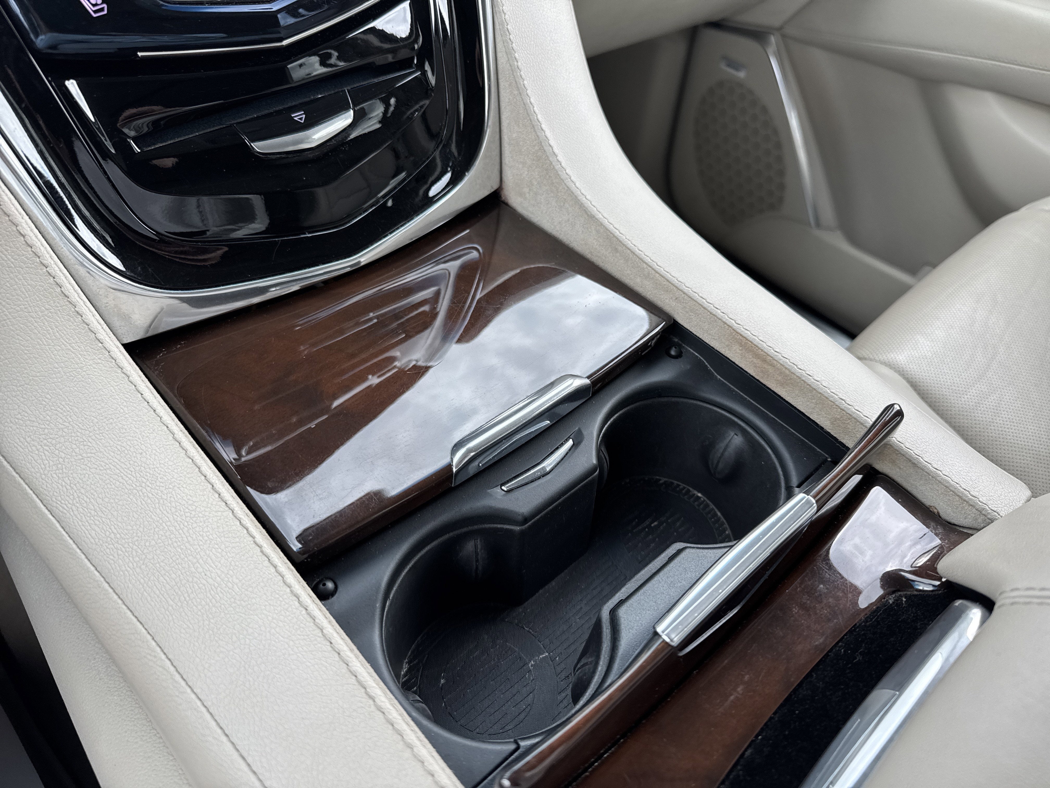 2017 Cadillac Escalade ESV Premium Luxury
