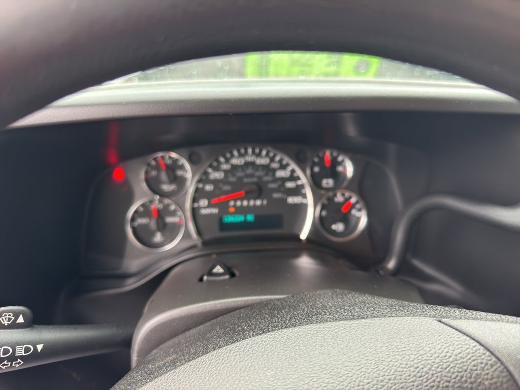 2017 Chevrolet Express Cutaway 3500 Work Van
