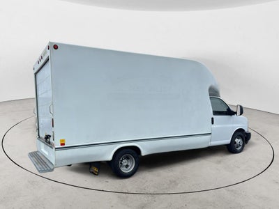 2017 Chevrolet Express Cutaway 3500 Work Van