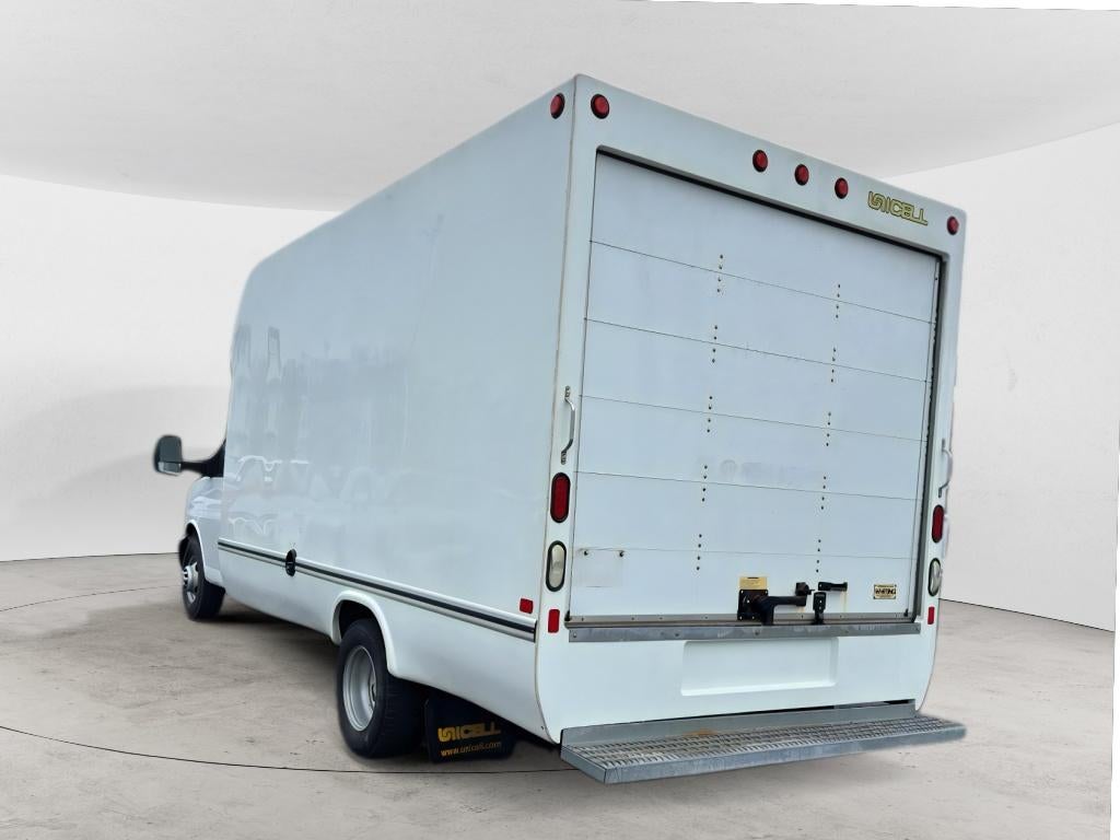 2017 Chevrolet Express Cutaway 3500 Work Van