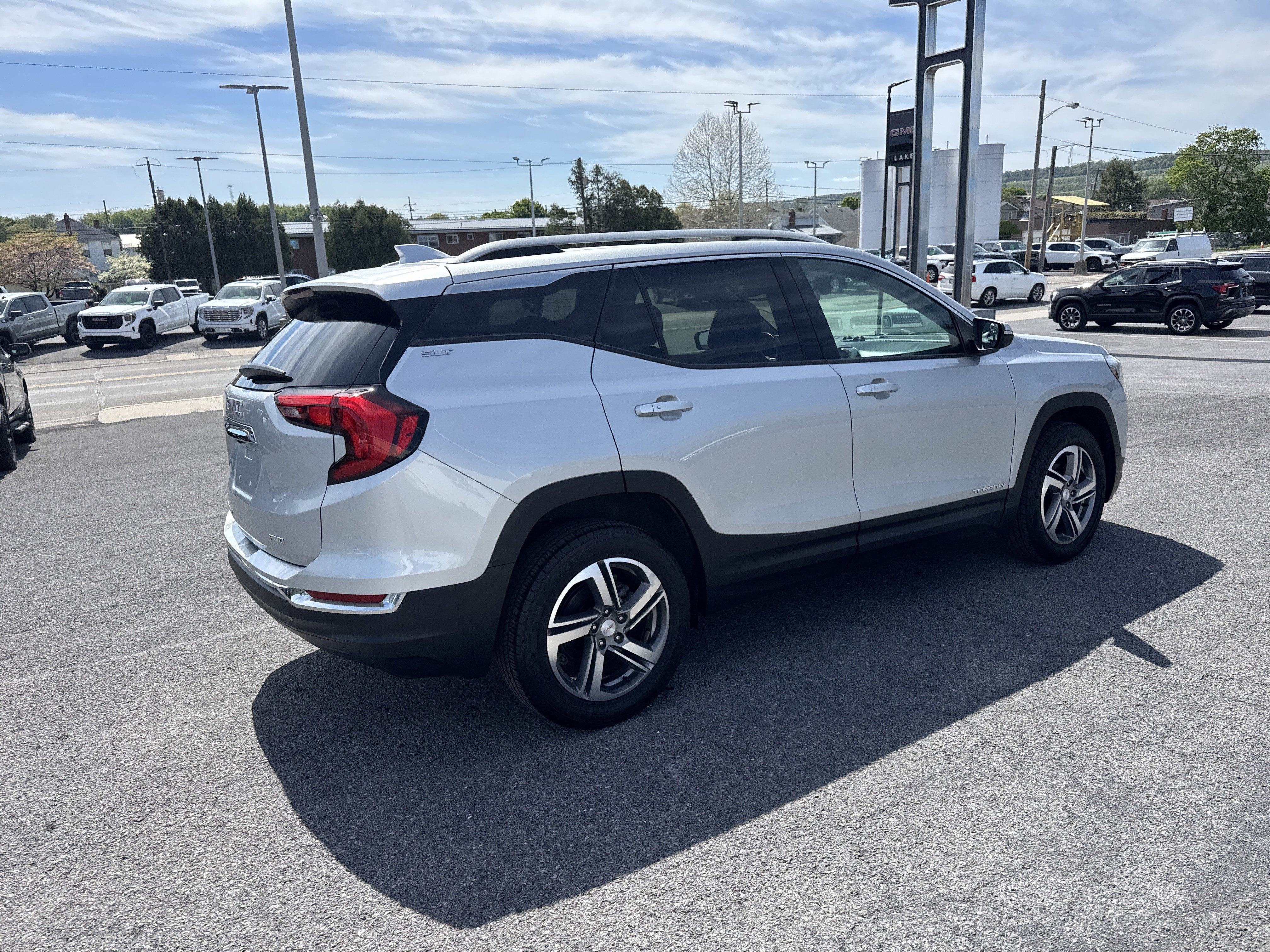 2020 GMC Terrain SLT