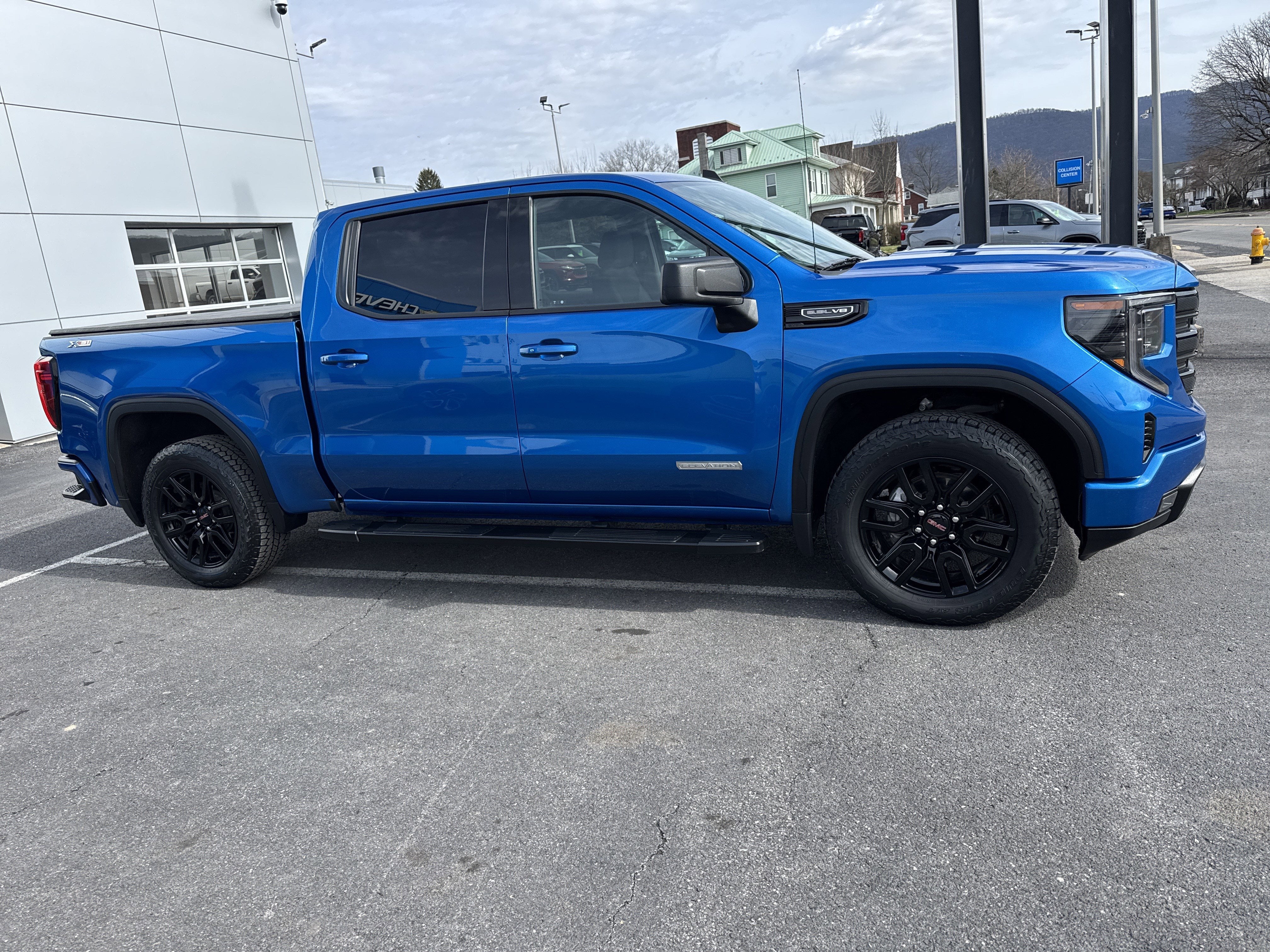 2022 GMC Sierra 1500 Elevation