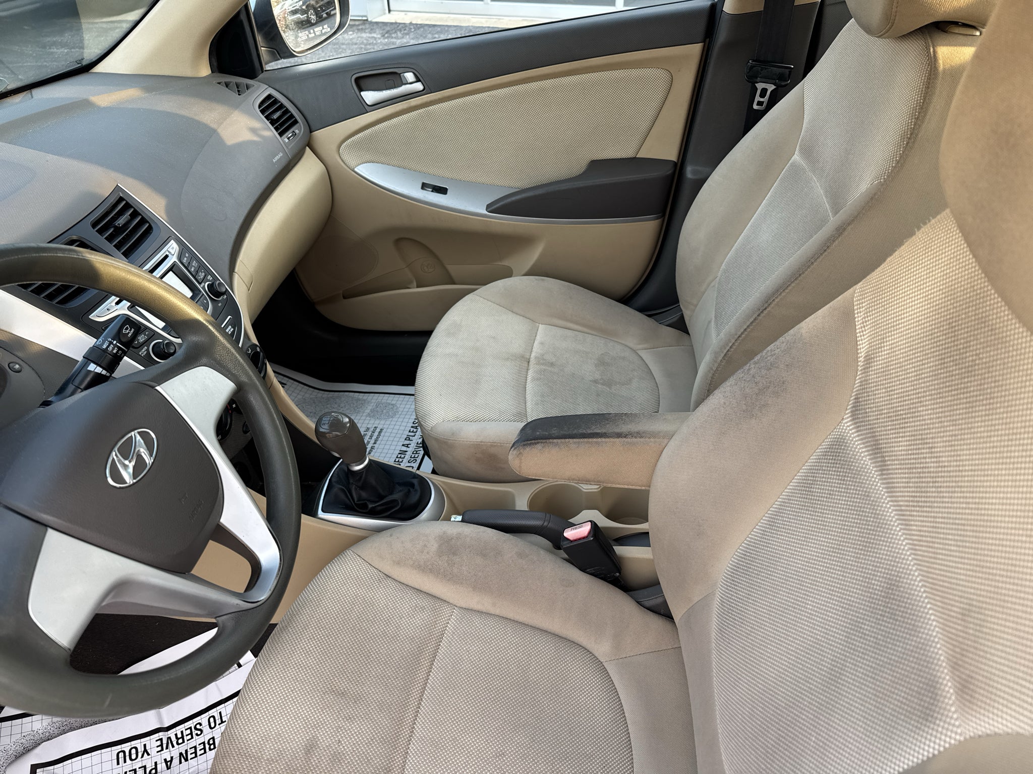 2012 Hyundai Accent GLS