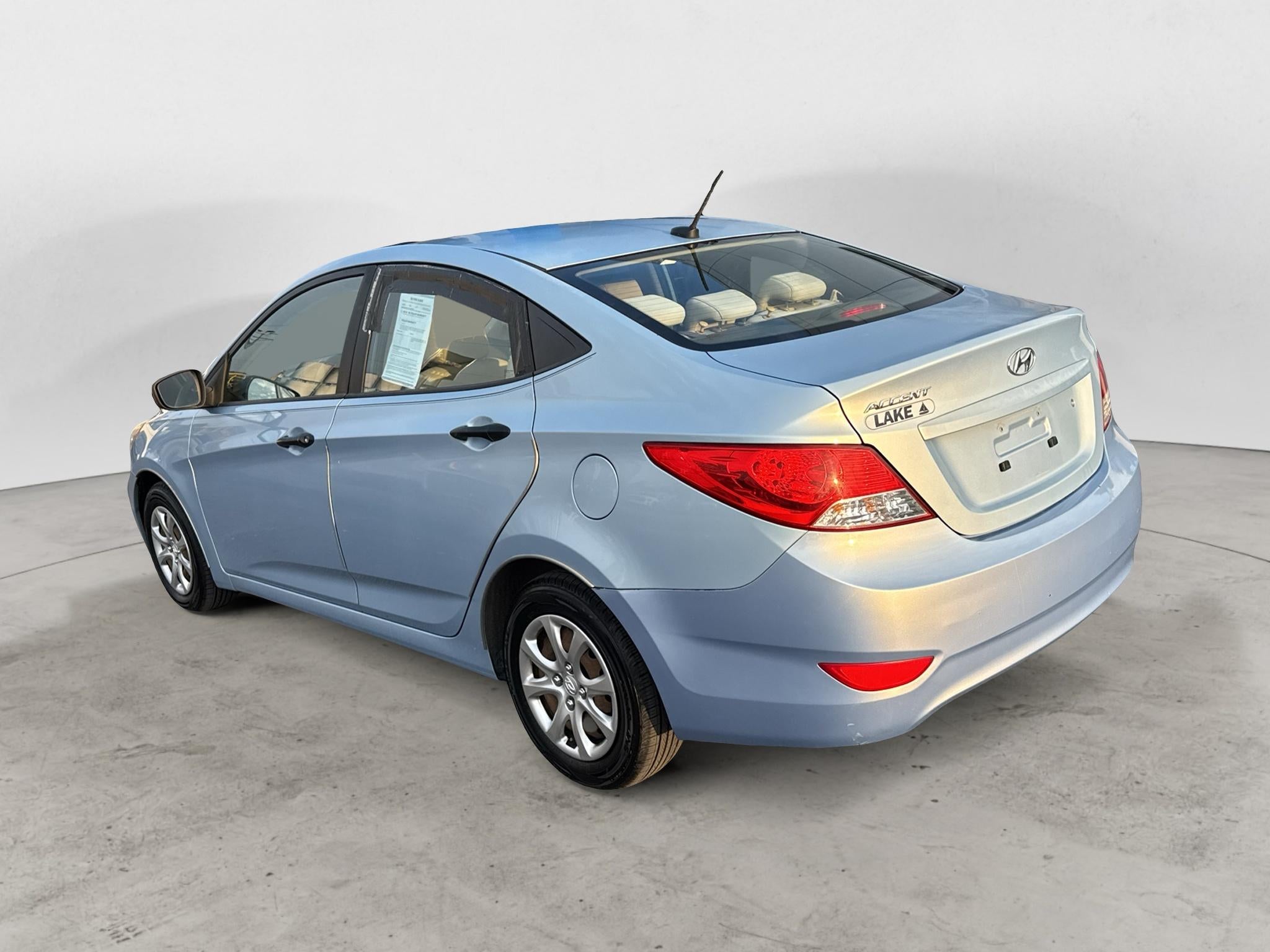 2012 Hyundai Accent GLS