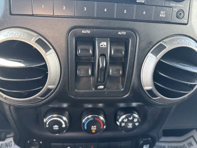 2014 Jeep WRANGLER UNLIMI SPORT