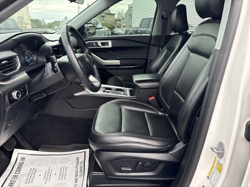 2022 Ford EXPLORER XLT