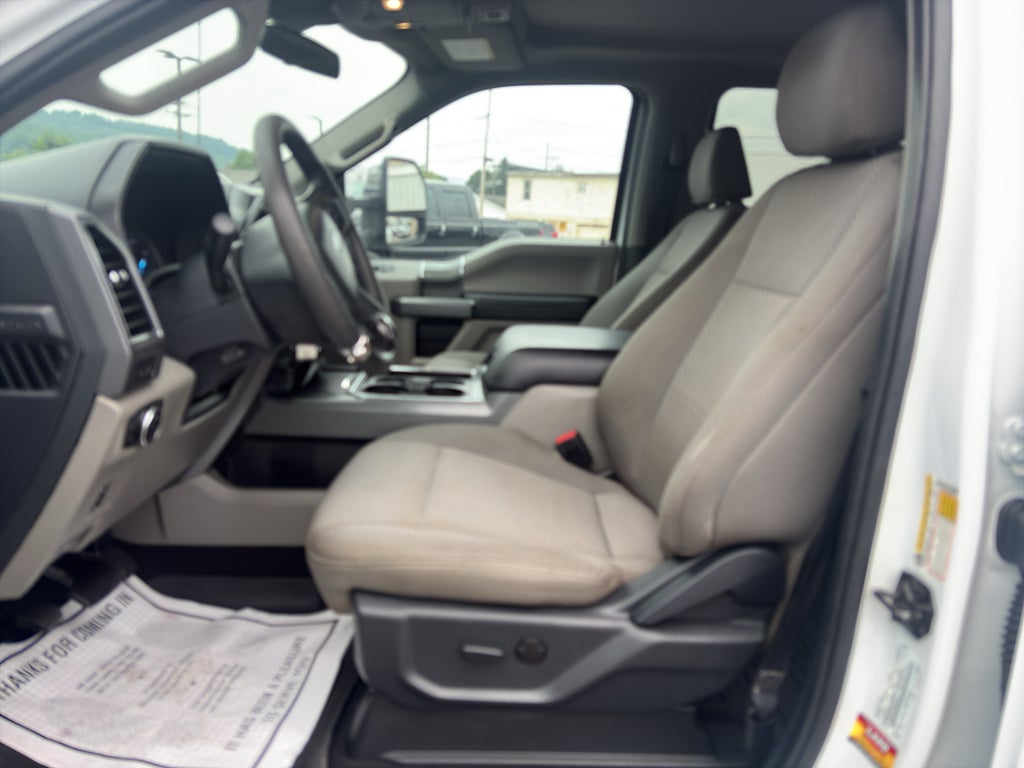 2022 Ford F-350 XLT