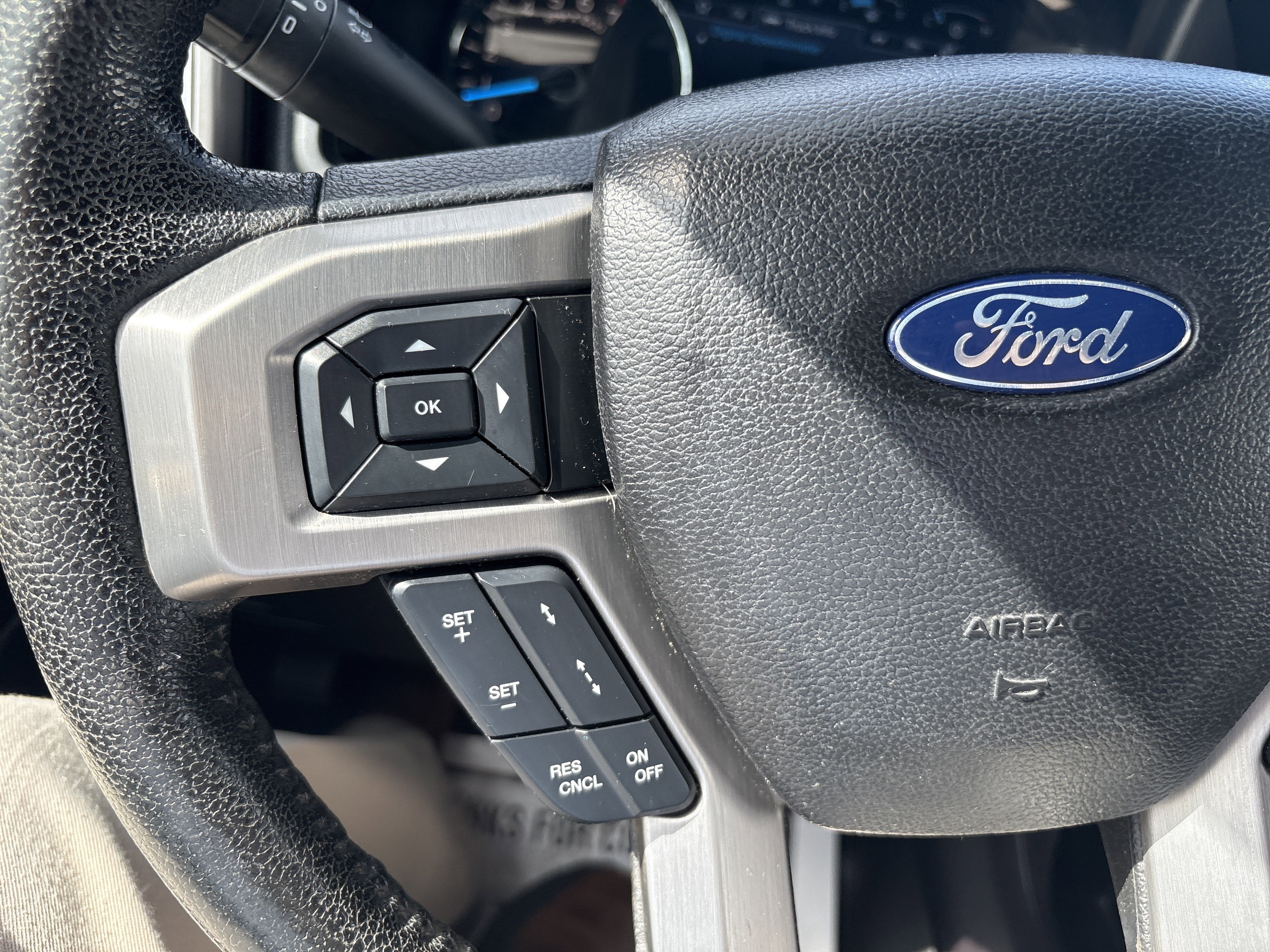 2016 Ford F-150 PLATINUM