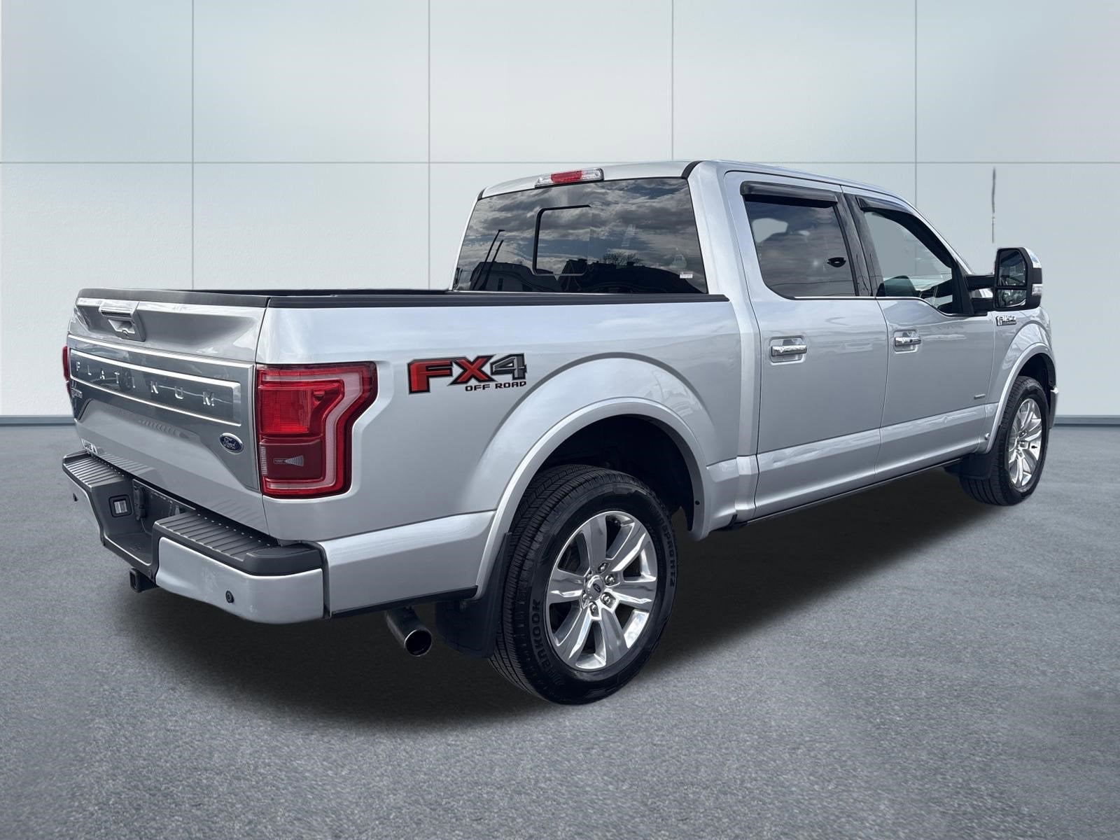 2016 Ford F-150 PLATINUM