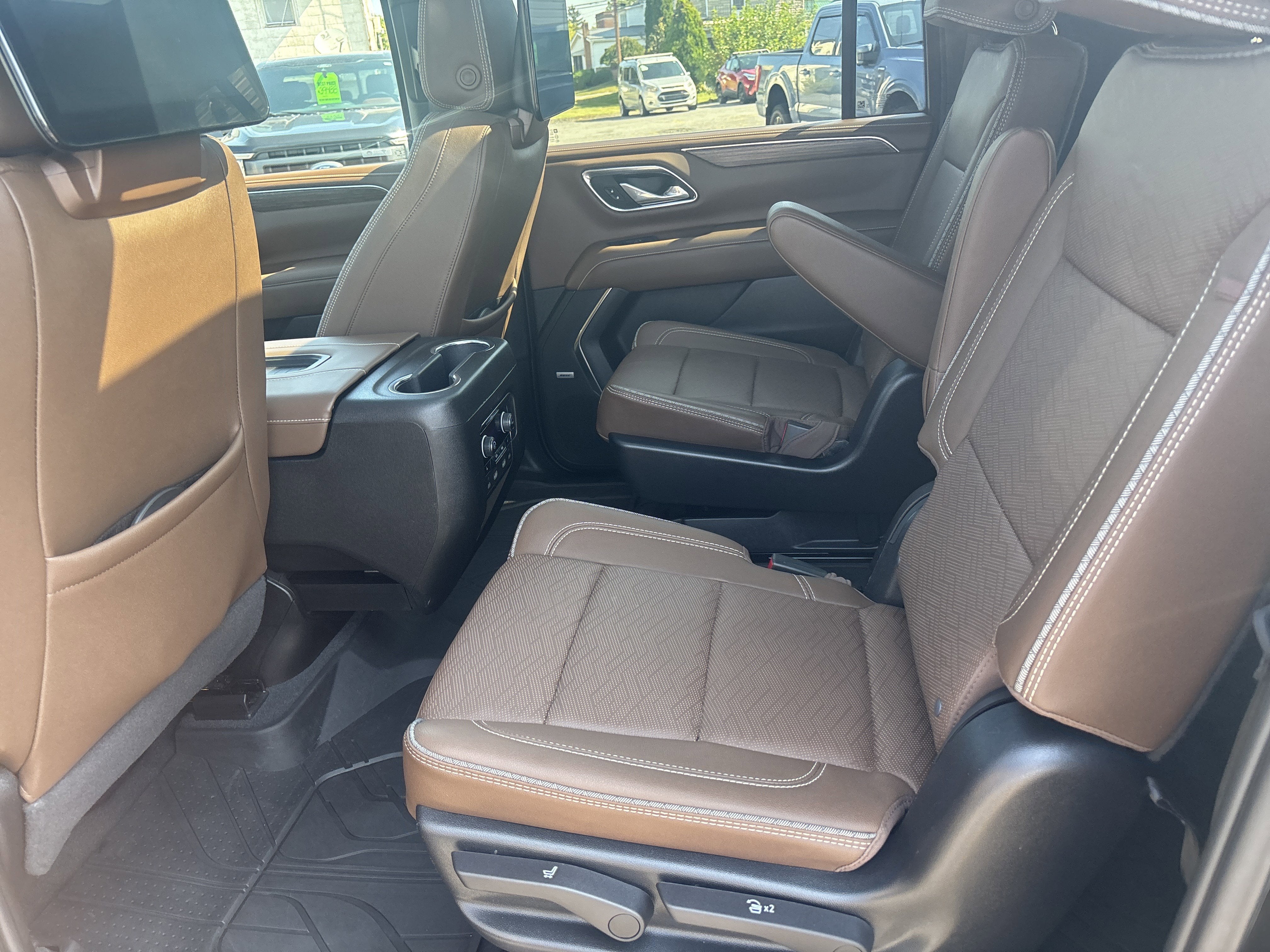 2023 Chevrolet SUBURBAN HIGH COUNTRY