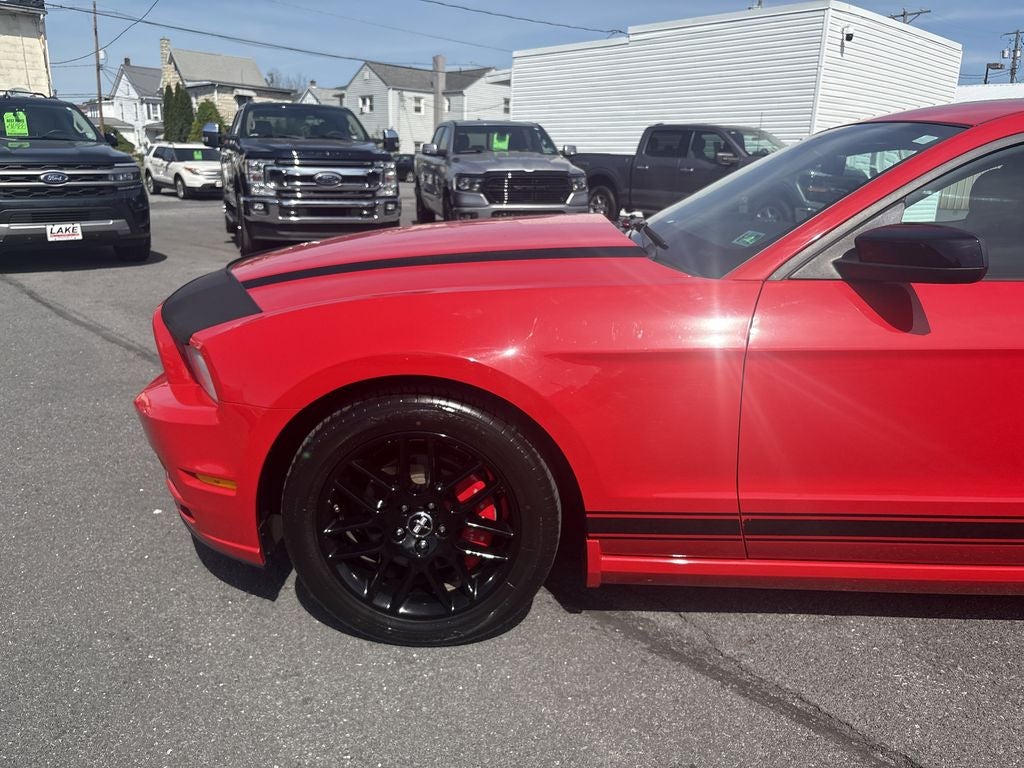 2014 Ford MUSTANG COUPE