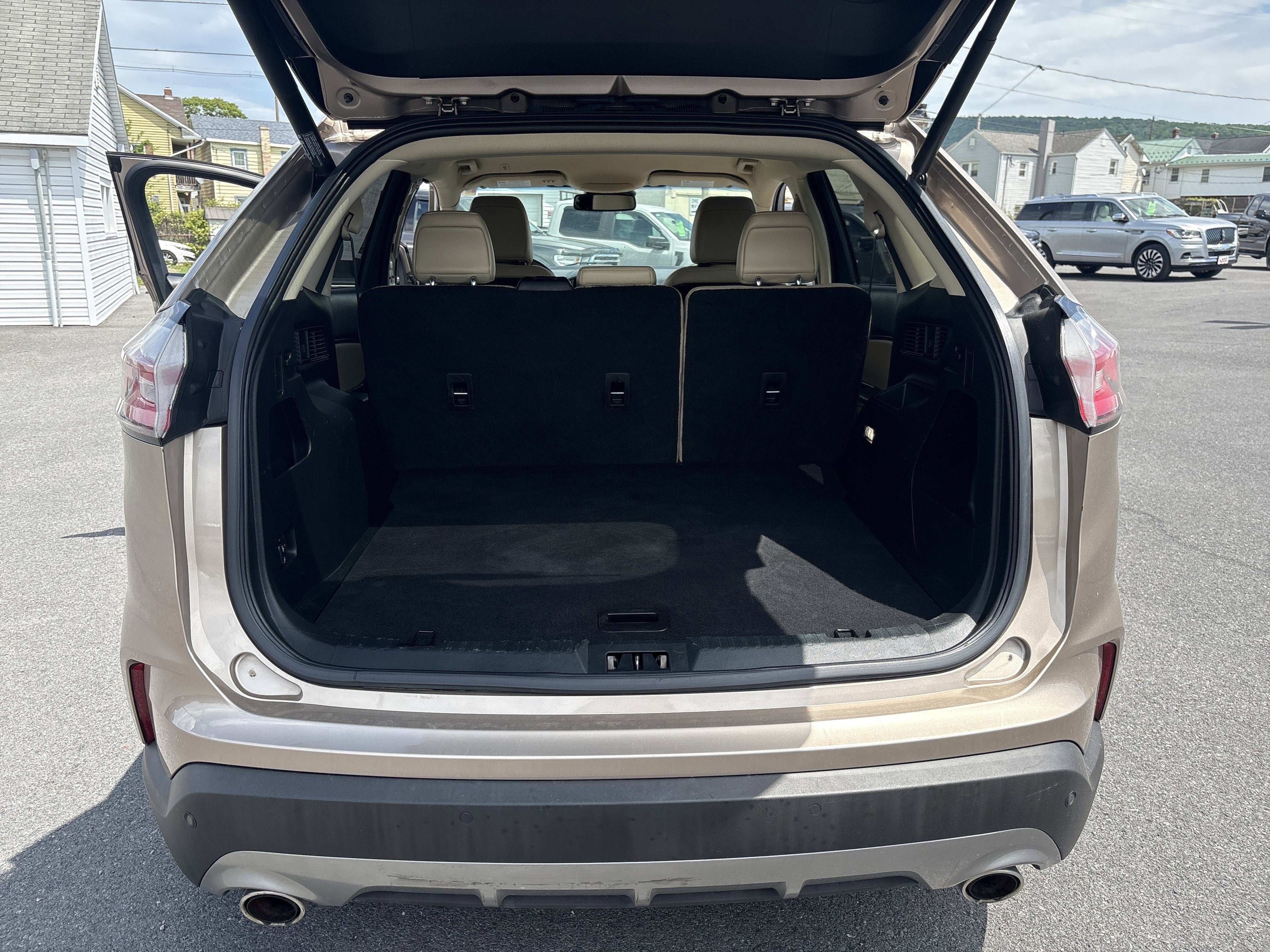 2020 Ford EDGE SEL