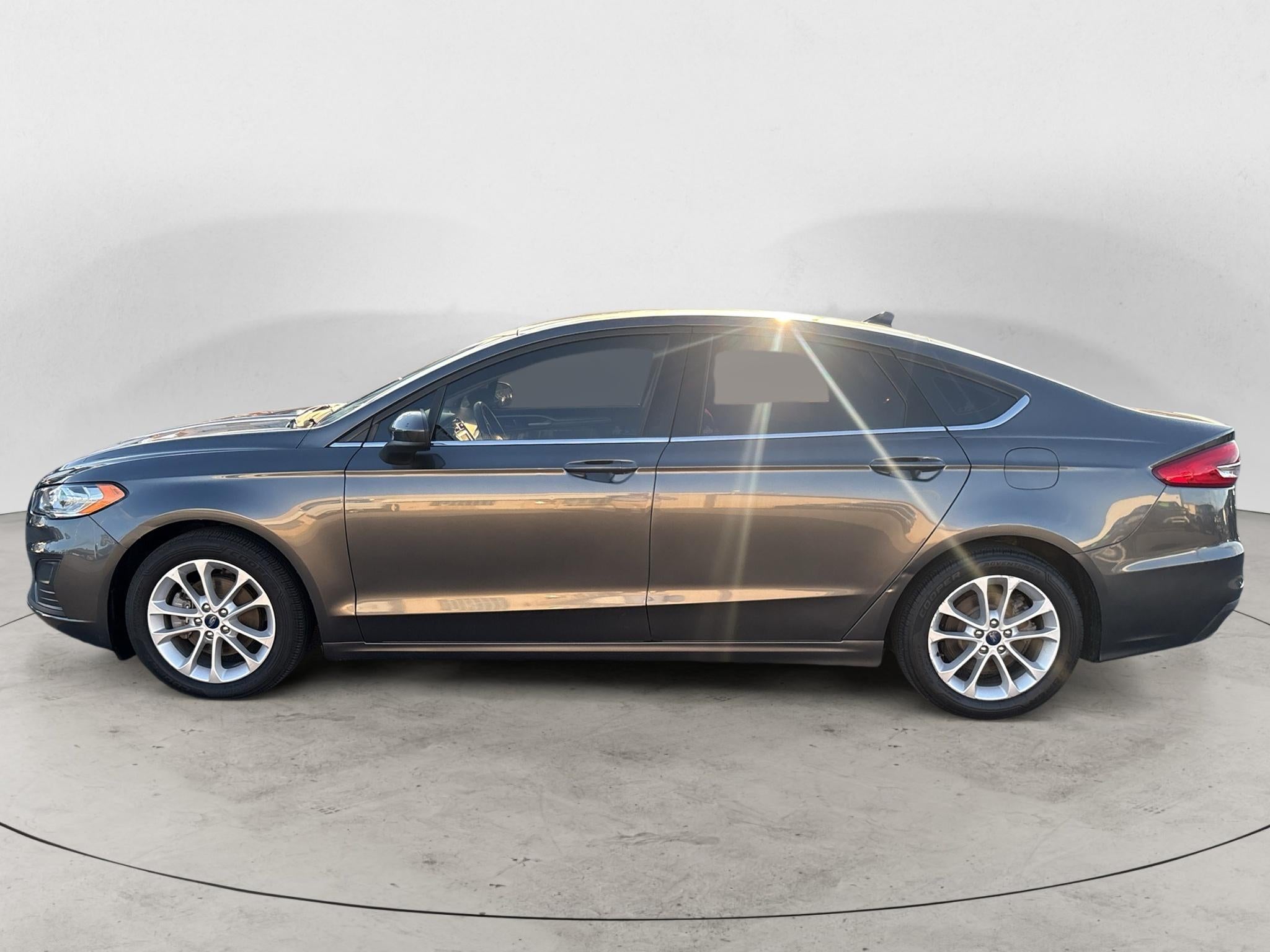 2020 Ford Fusion Hybrid SE