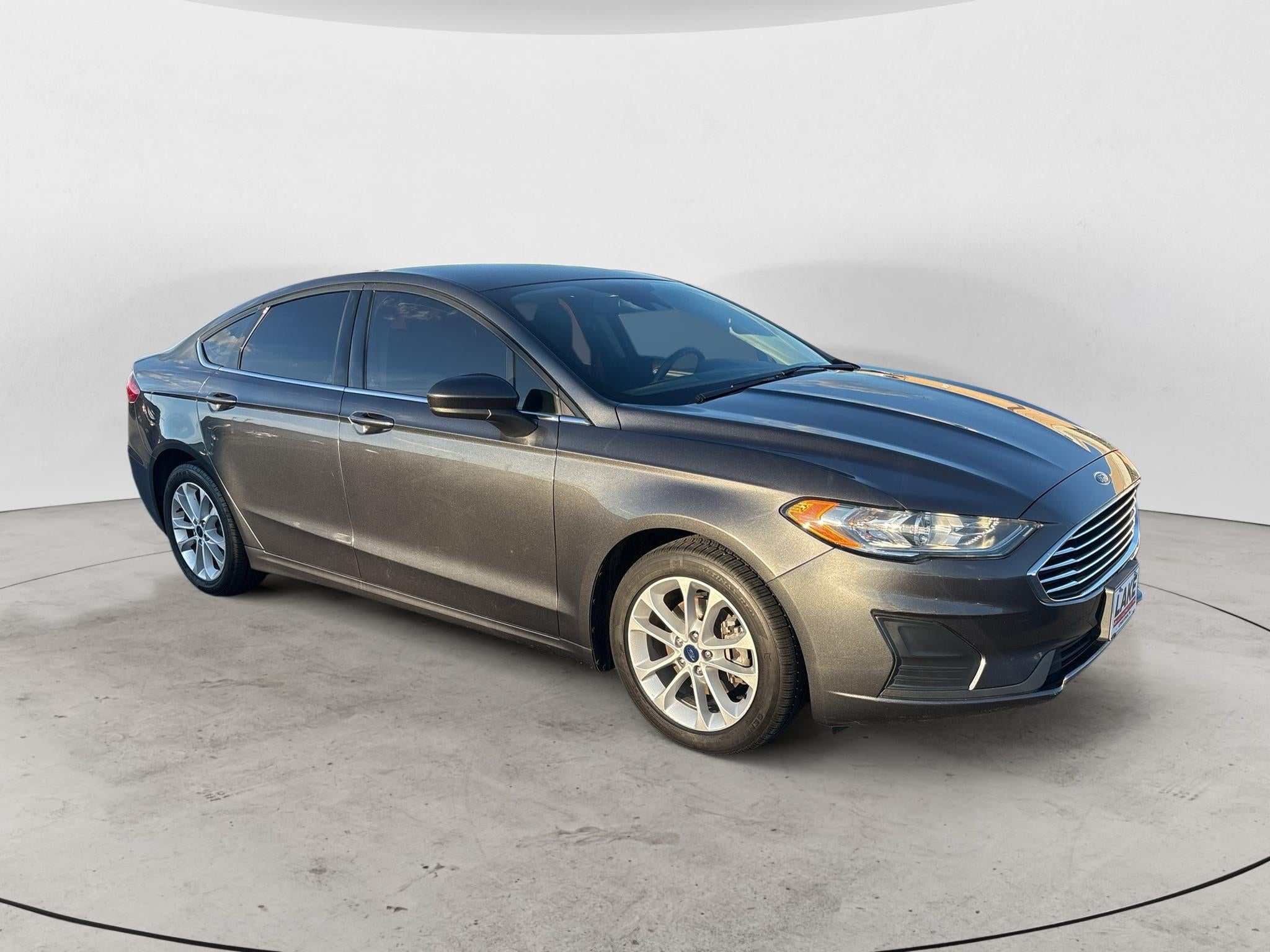 2020 Ford Fusion Hybrid SE